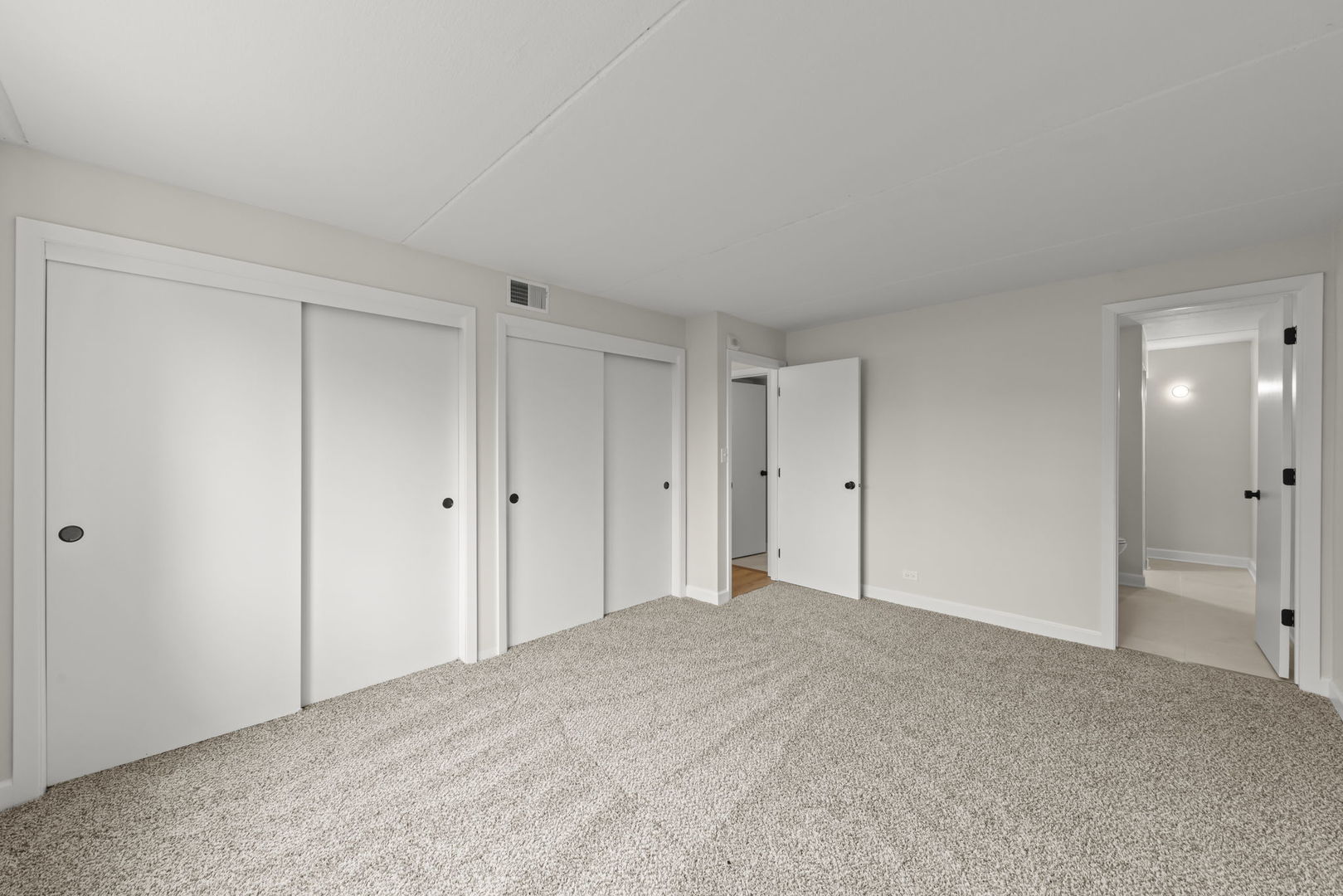 225 E Wing Street Unit: 302
