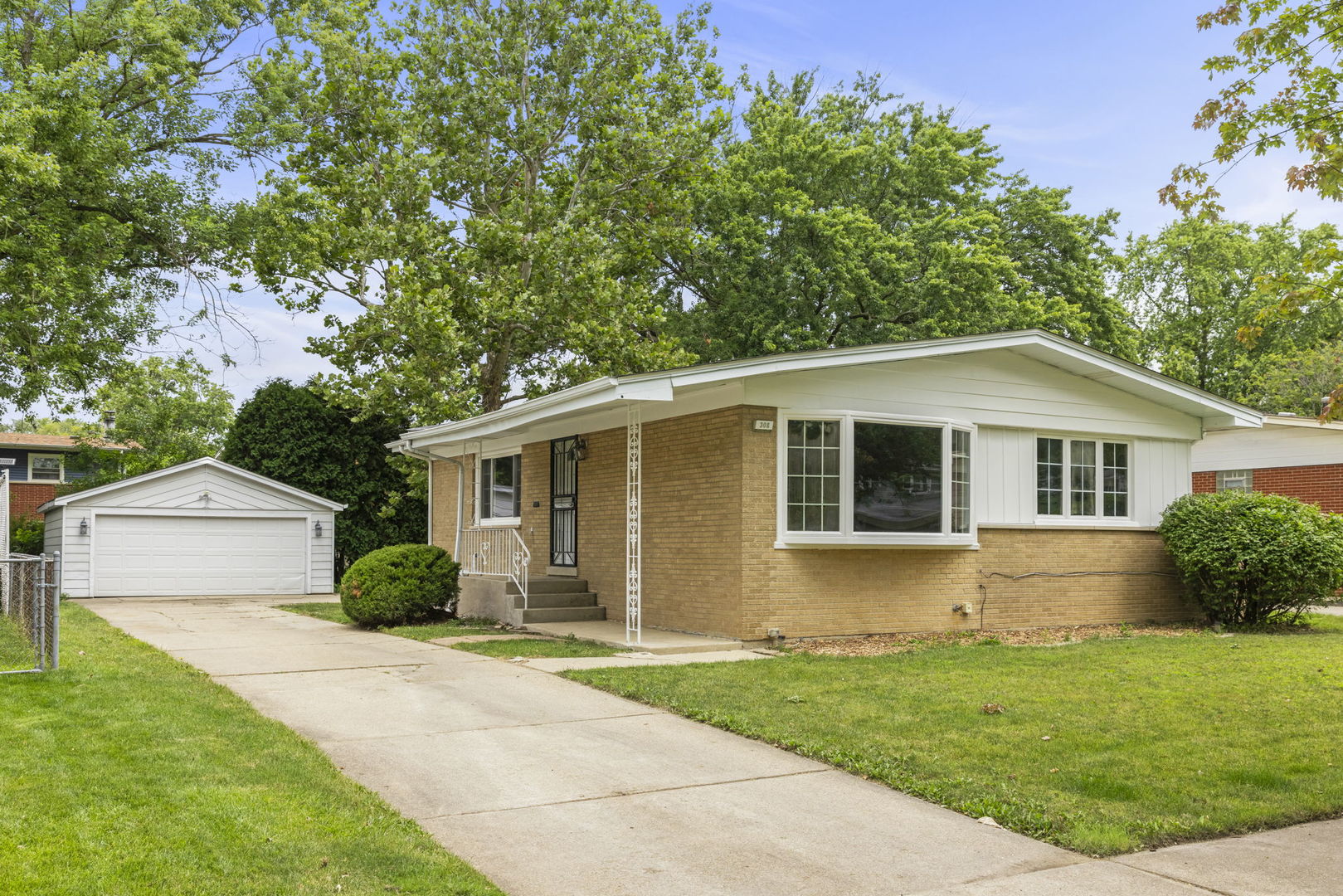308 N Park Drive