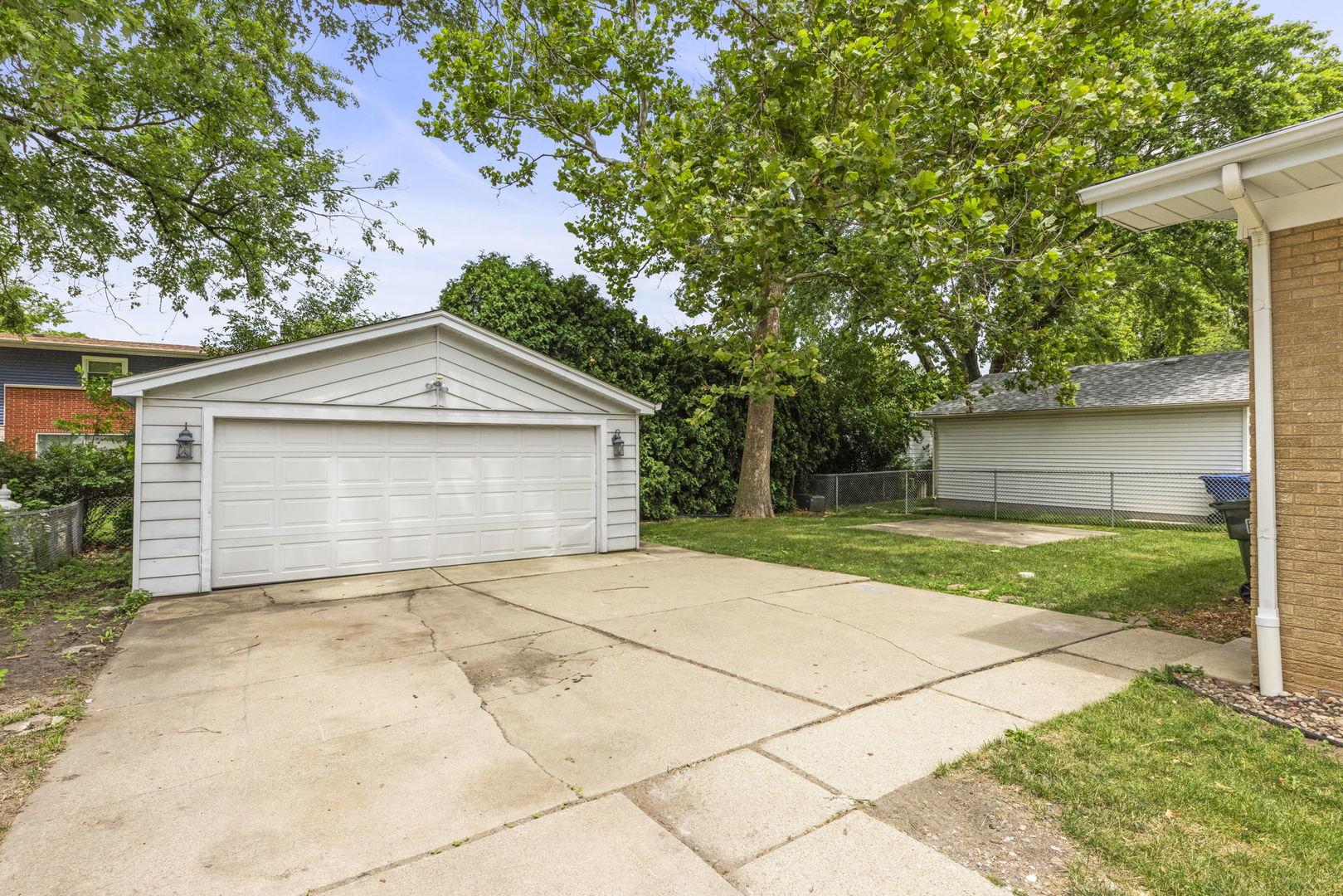 308 N Park Drive