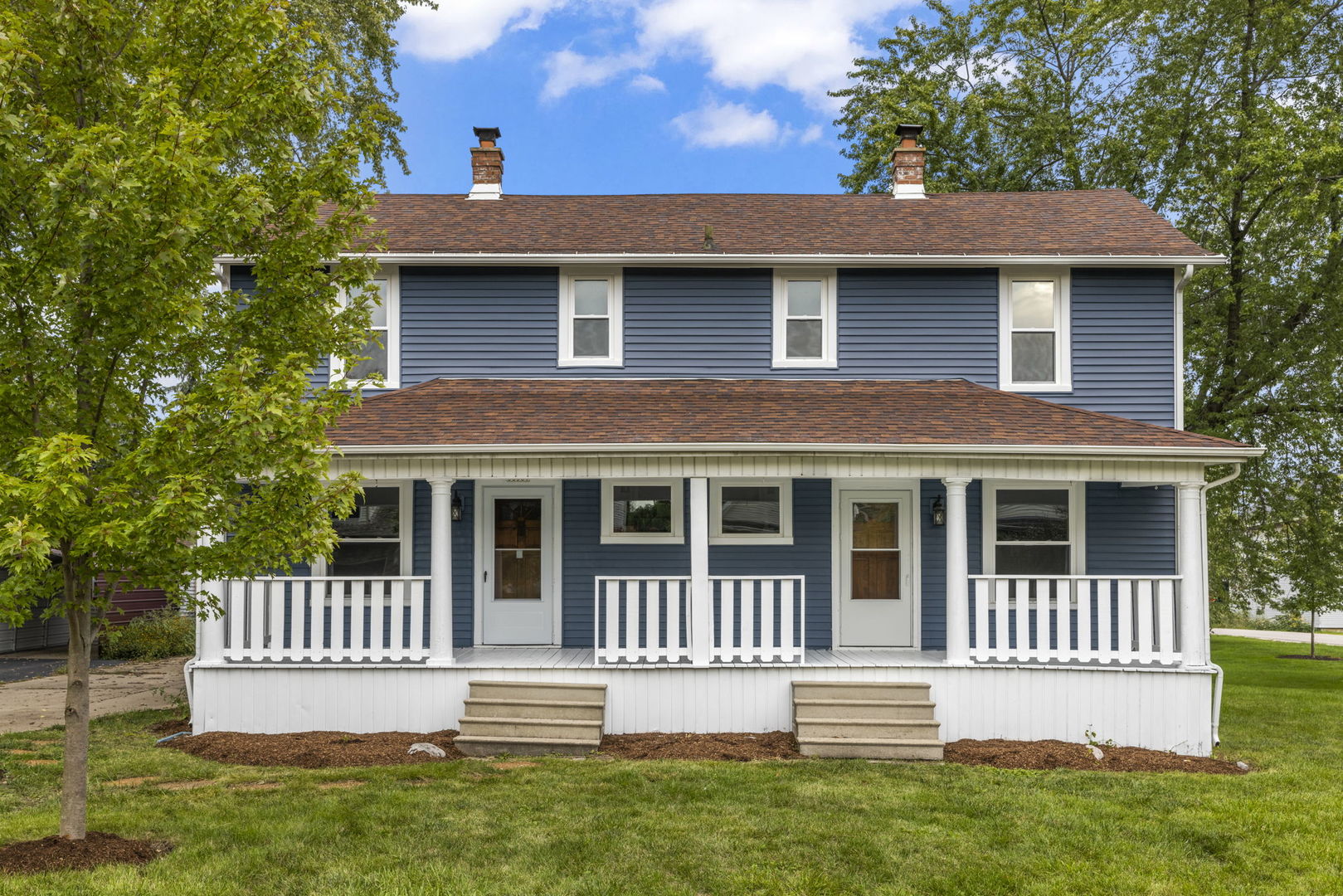 6S381 4th Street