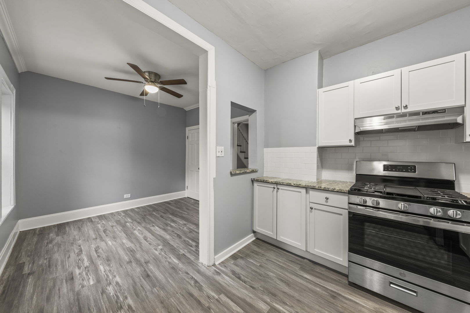 6S381 4th Street