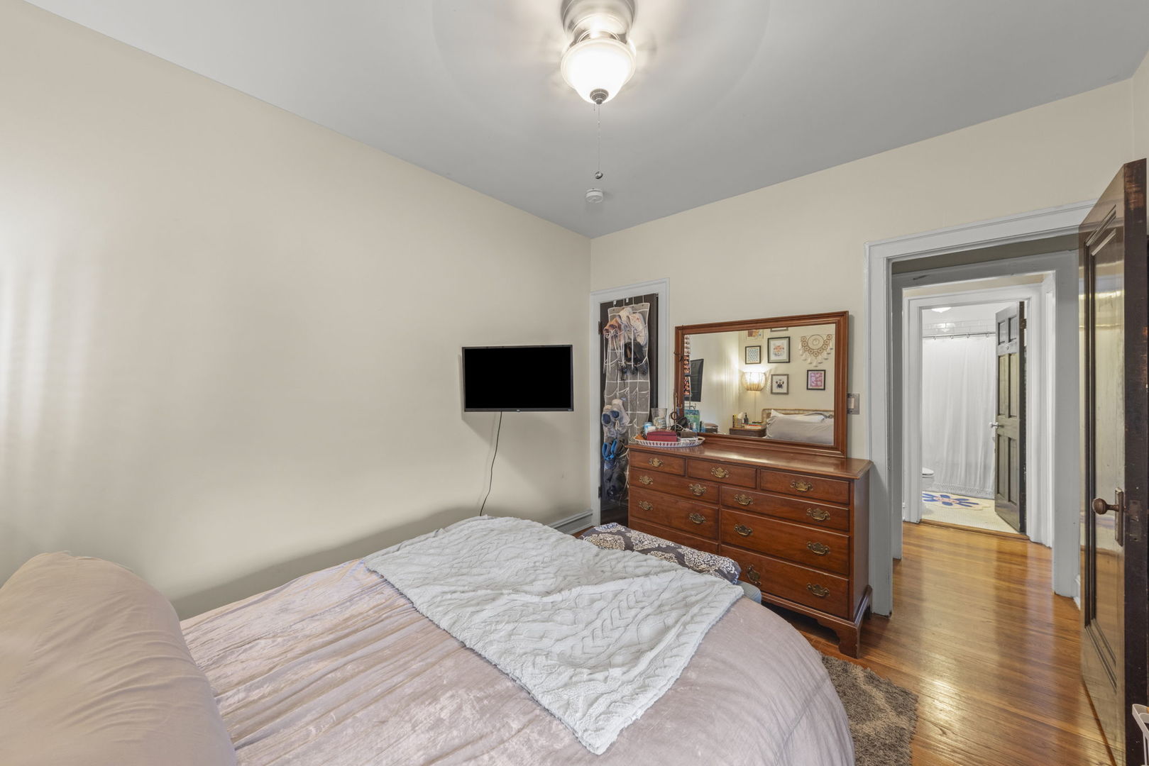 845 S Humphrey Avenue Unit: 3