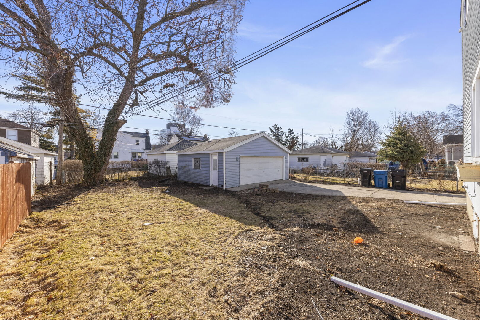 2333 S 11th Avenue