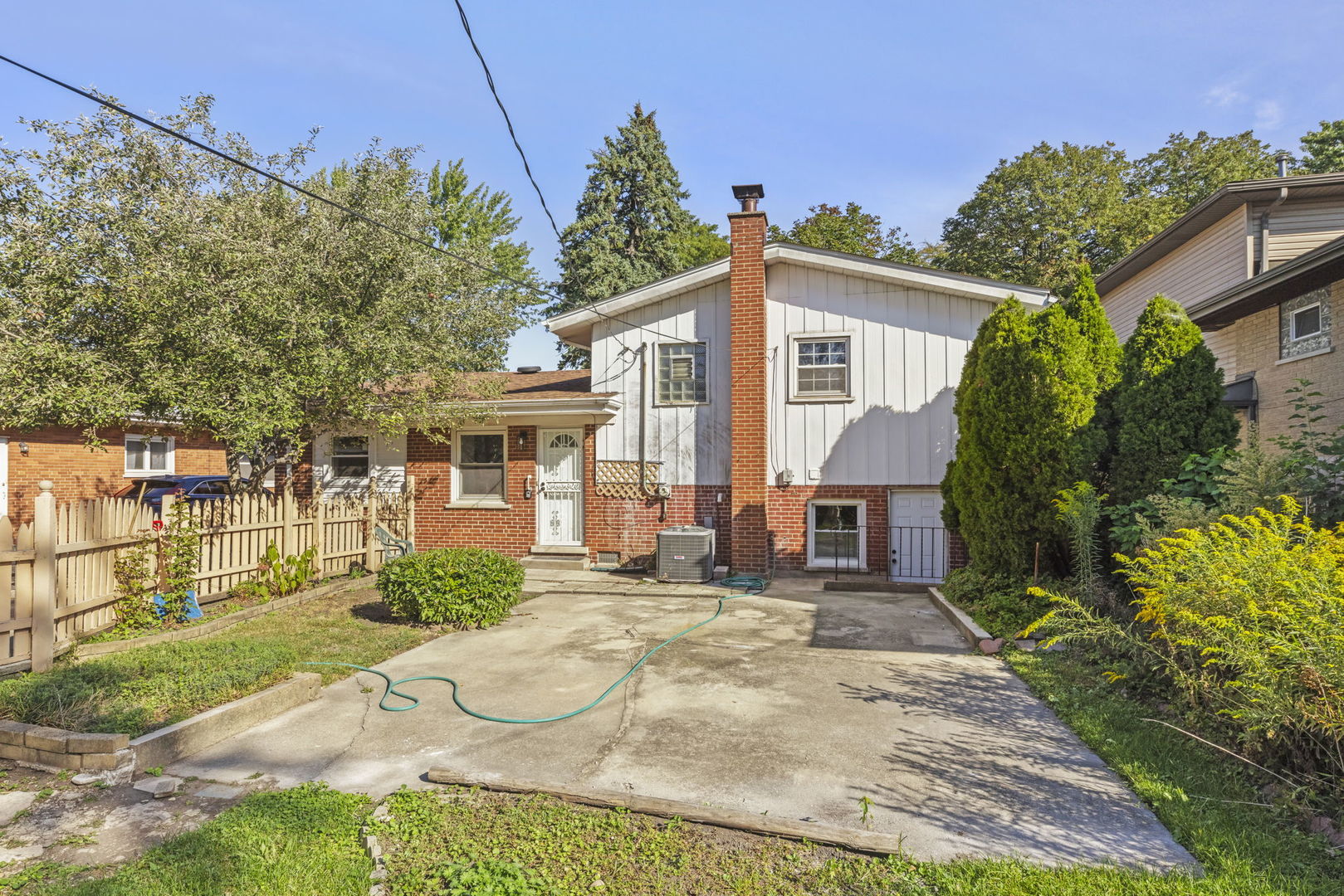 4433 W 100th Street