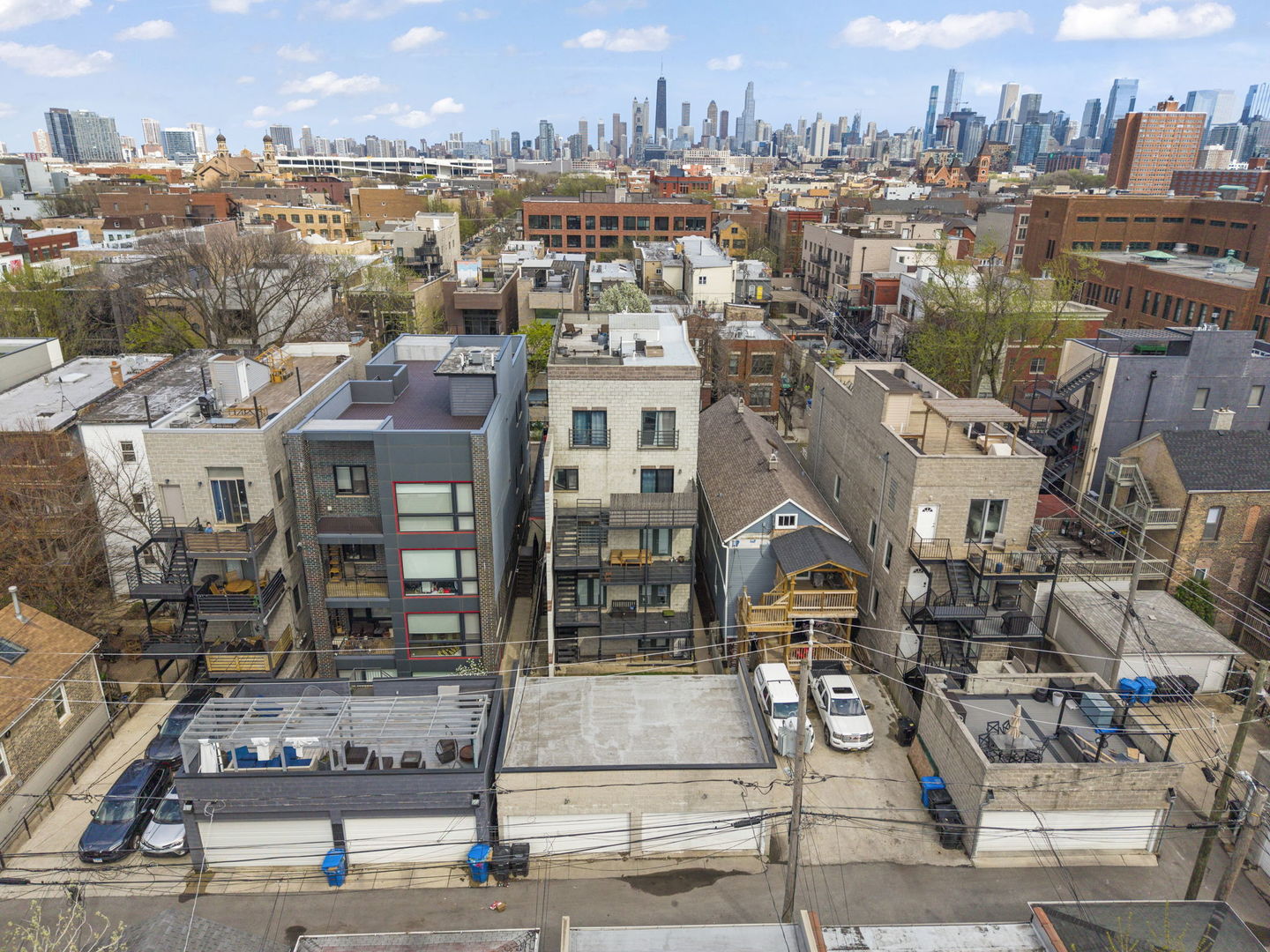 1016 N Marshfield Avenue Unit: 4
