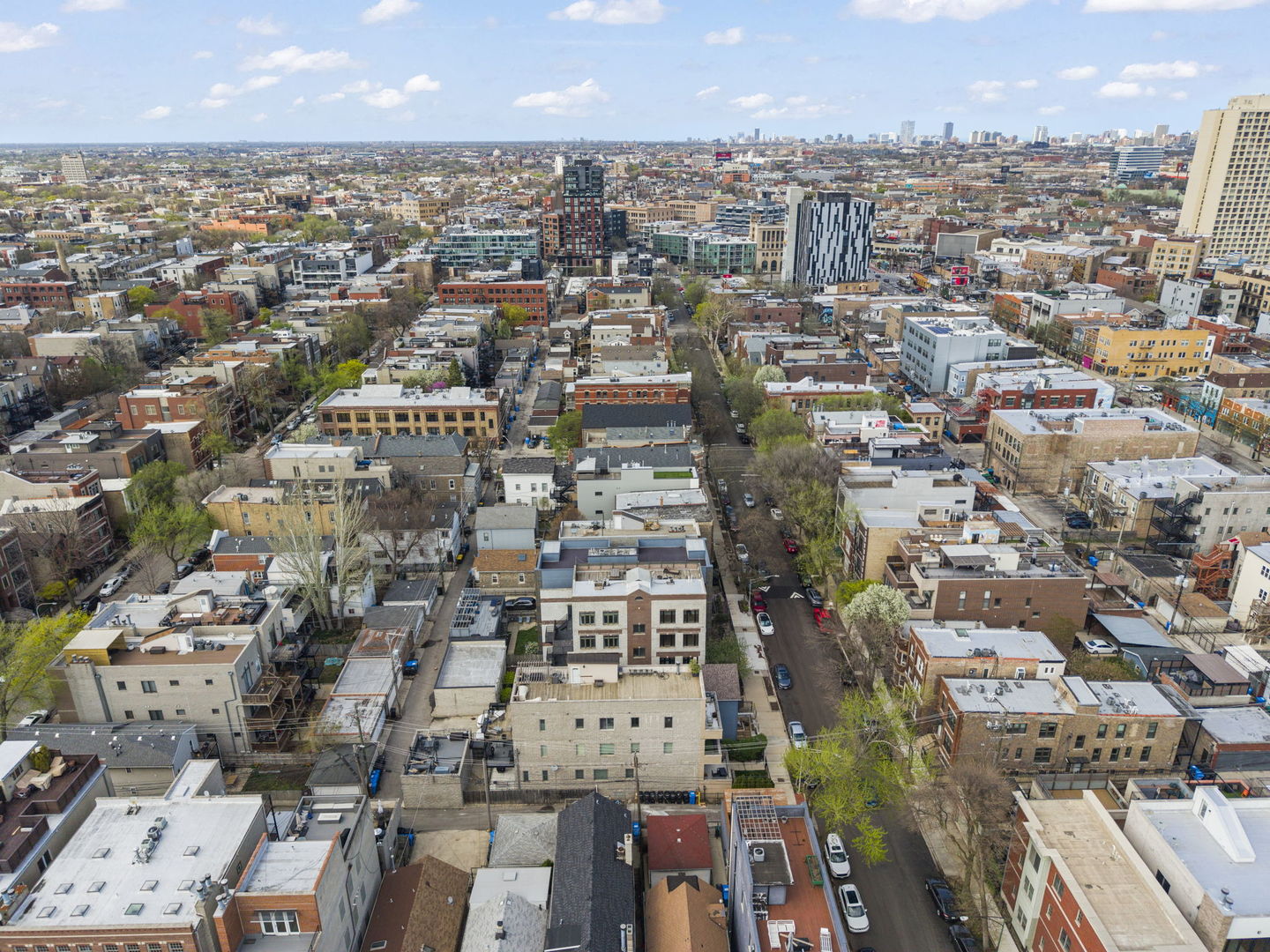 1016 N Marshfield Avenue Unit: 4