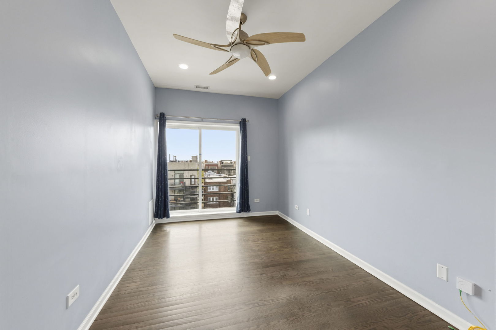 1016 N Marshfield Avenue Unit: 4