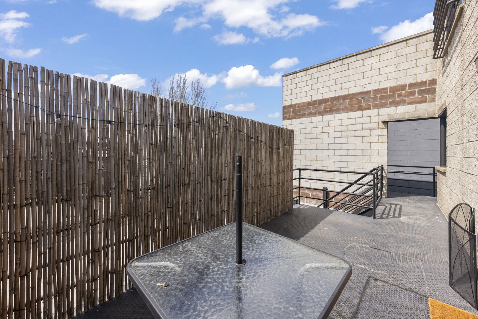 1016 N Marshfield Avenue Unit: 4