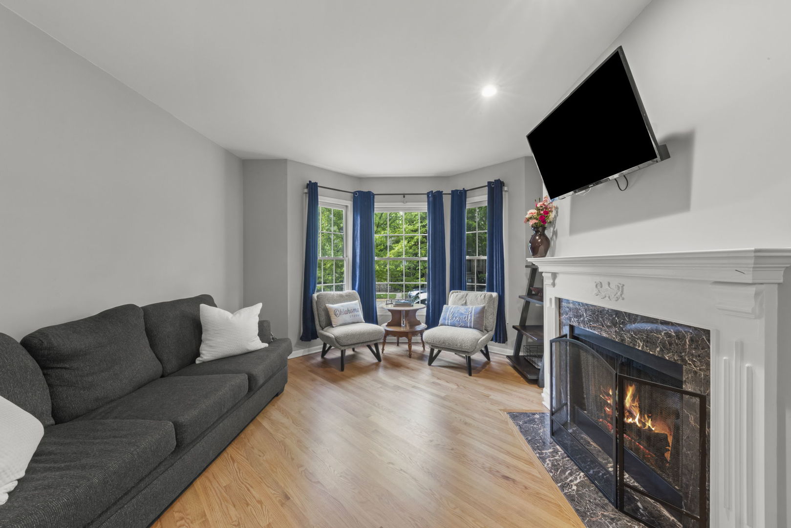 1525 W George Street Unit: 1