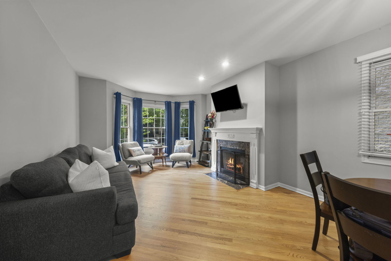 1525 W George Street Unit: 1