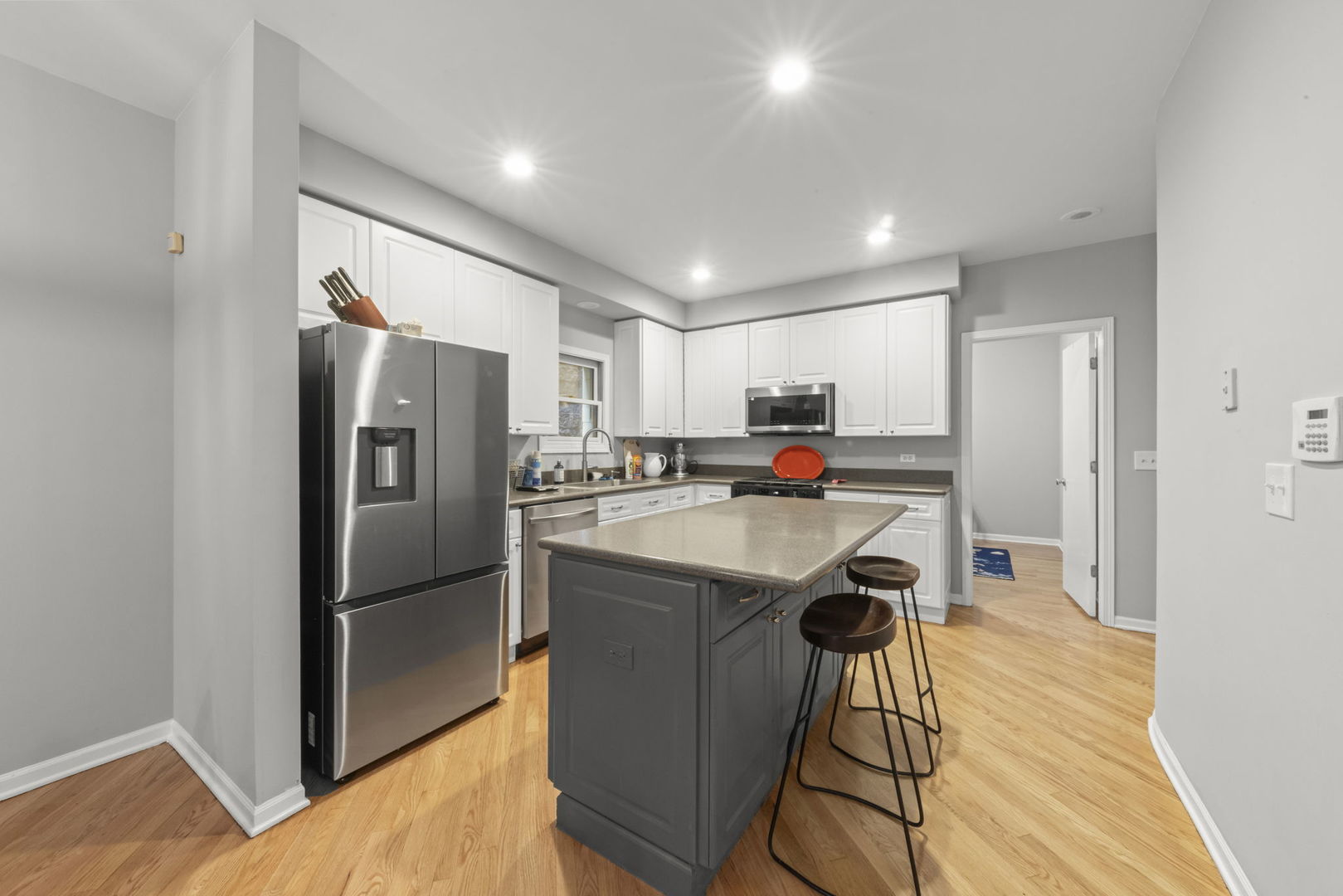 1525 W George Street Unit: 1