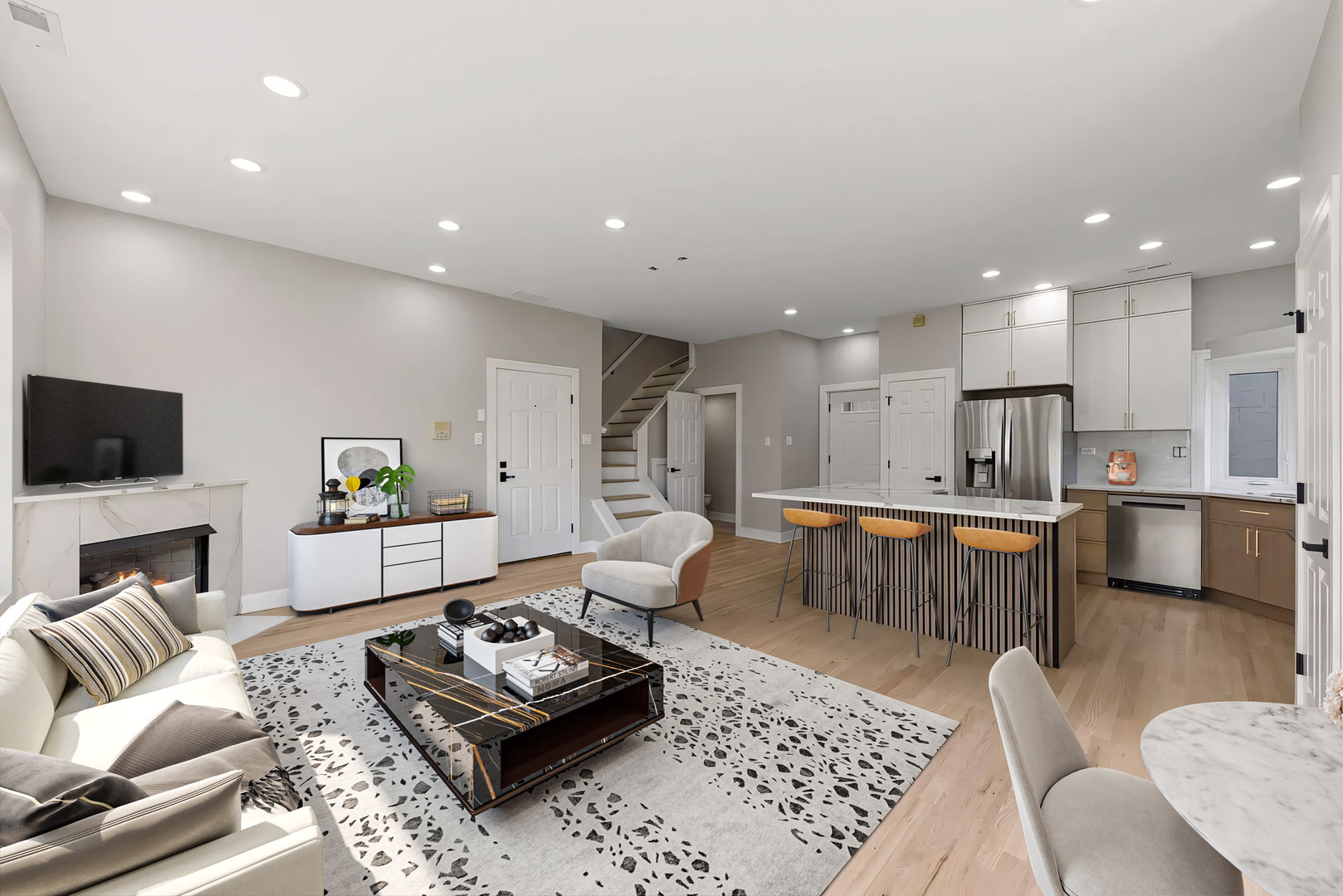 1016 N Marshfield Street Unit: 3
