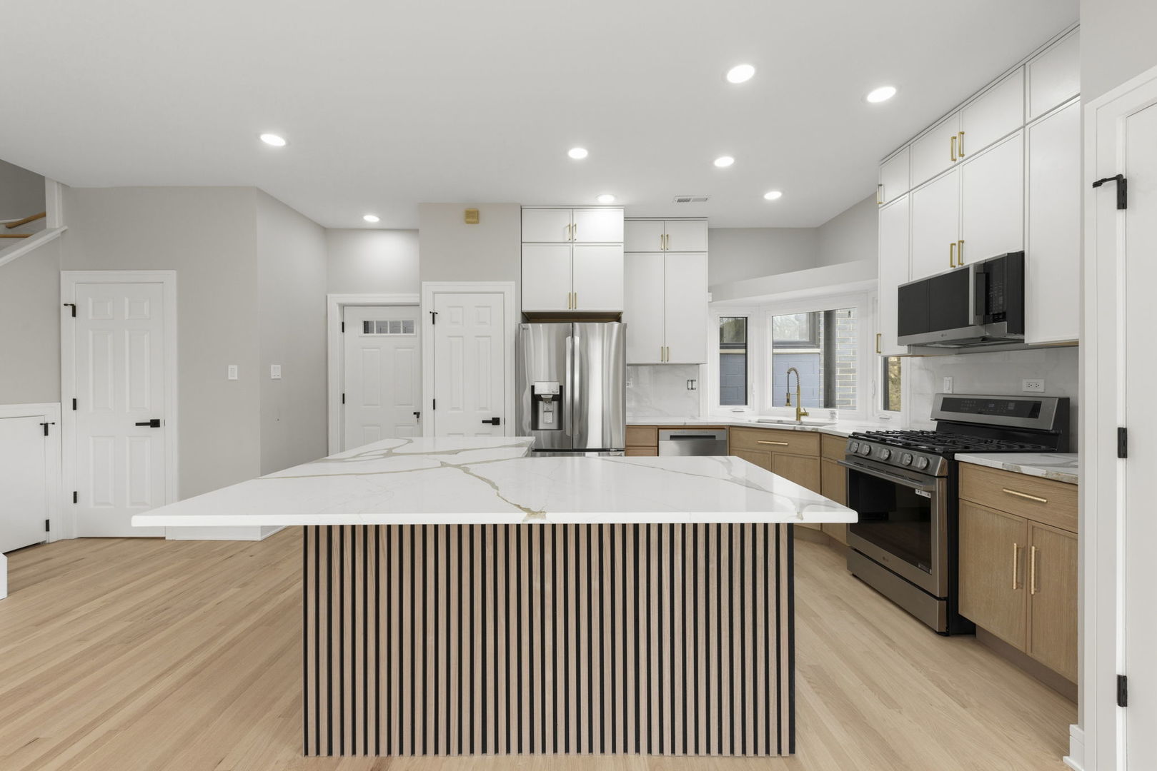 1016 N Marshfield Street Unit: 3