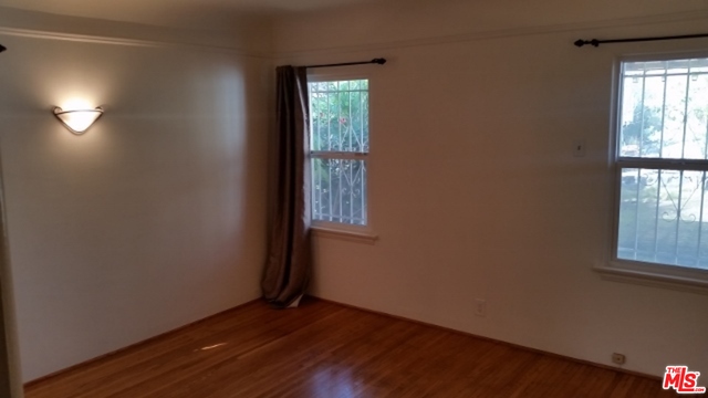 205 W 64Th Pl