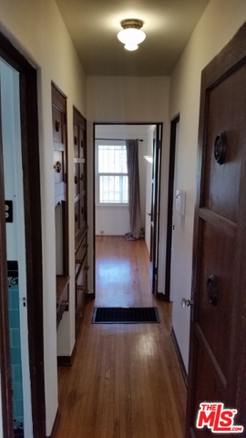 205 W 64Th Pl