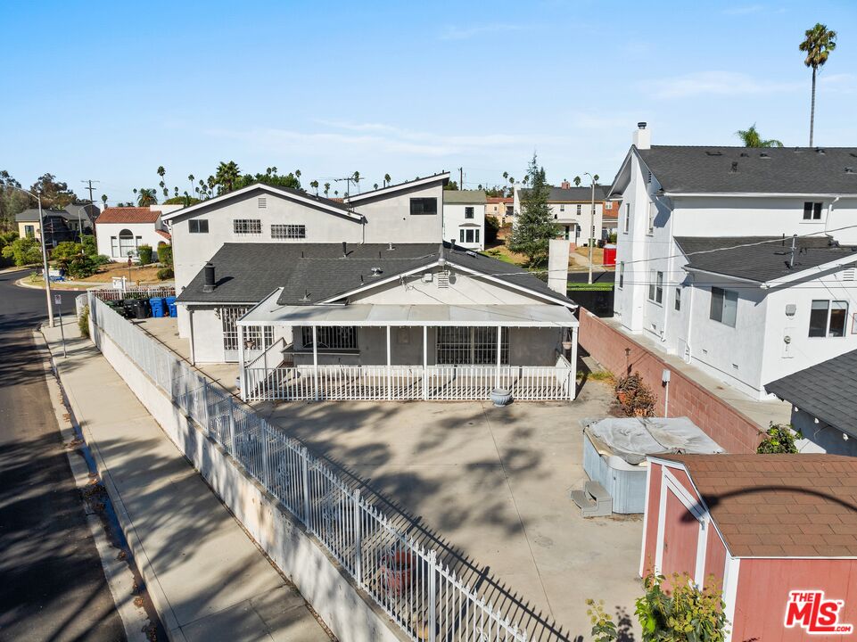 2220 Wellington Rd
