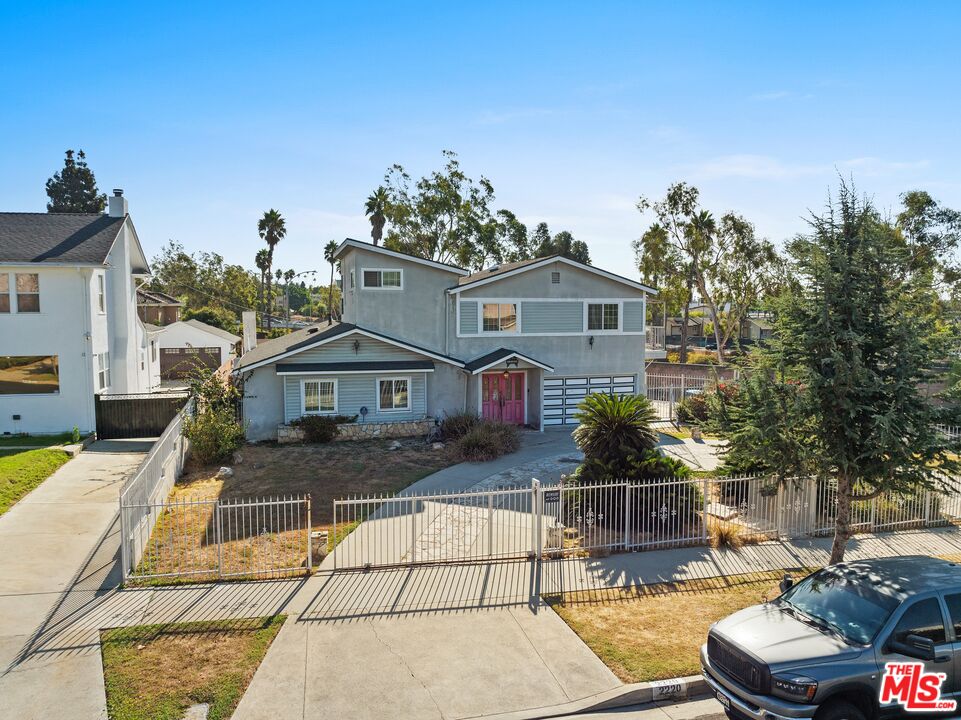 2220 Wellington Rd
