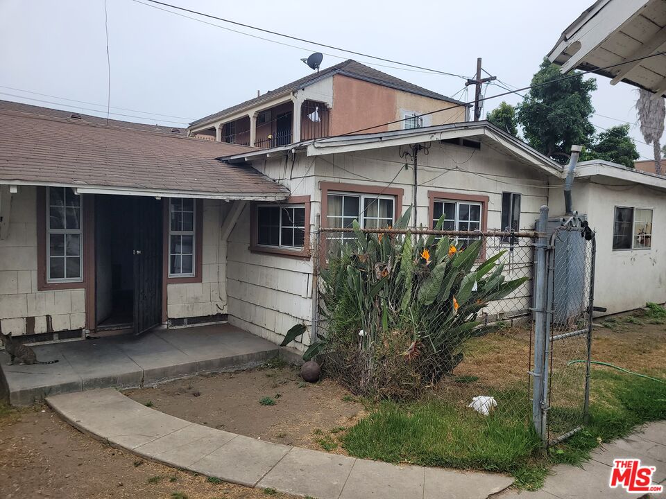 430 W 52nd St