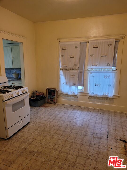 430 W 52nd St