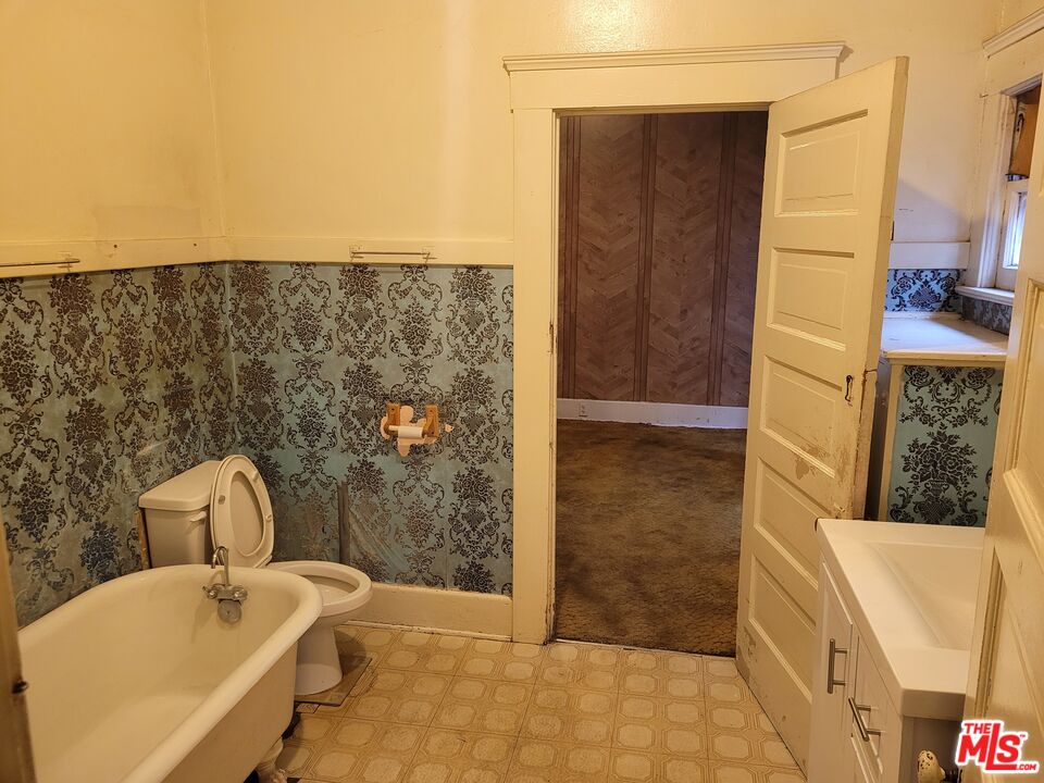 430 W 52nd St