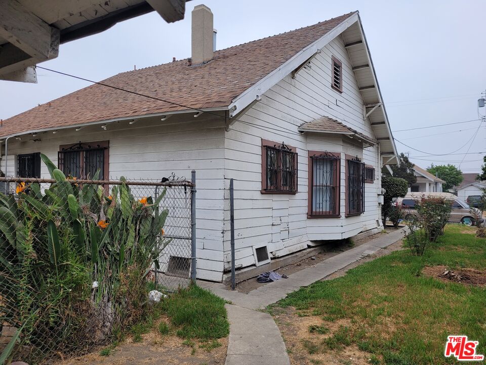 430 W 52nd St