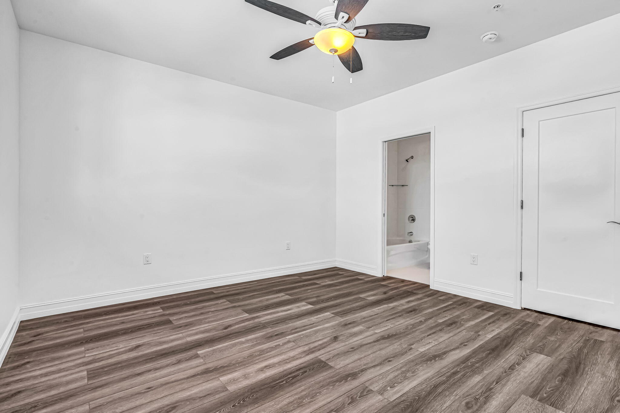 501 E Ocean Drive Unit: 9