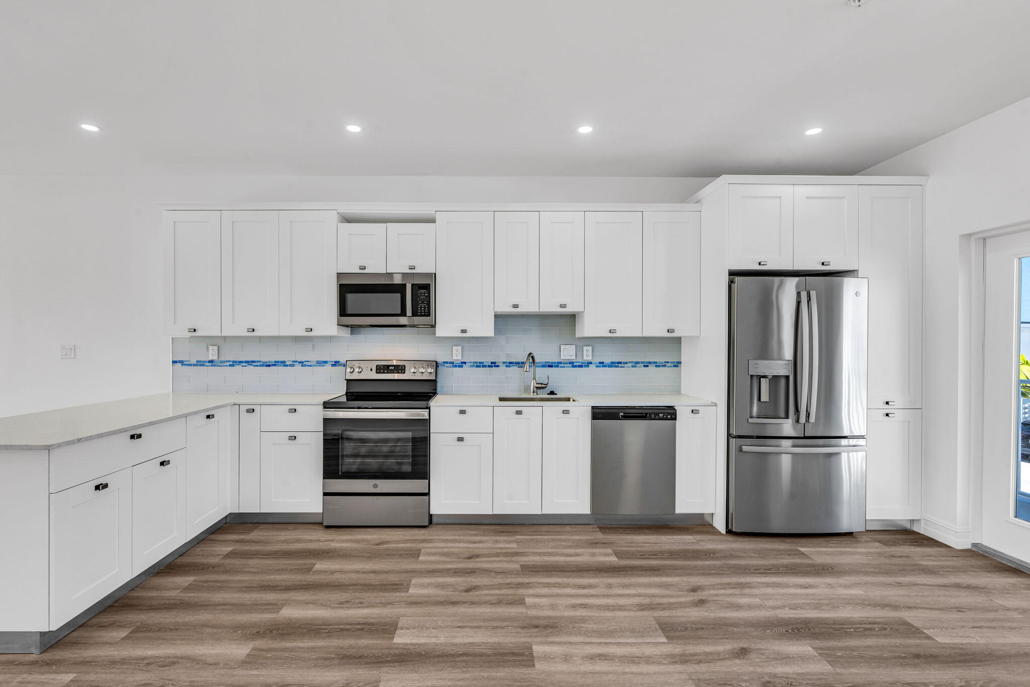 501 E Ocean Drive Unit: 9