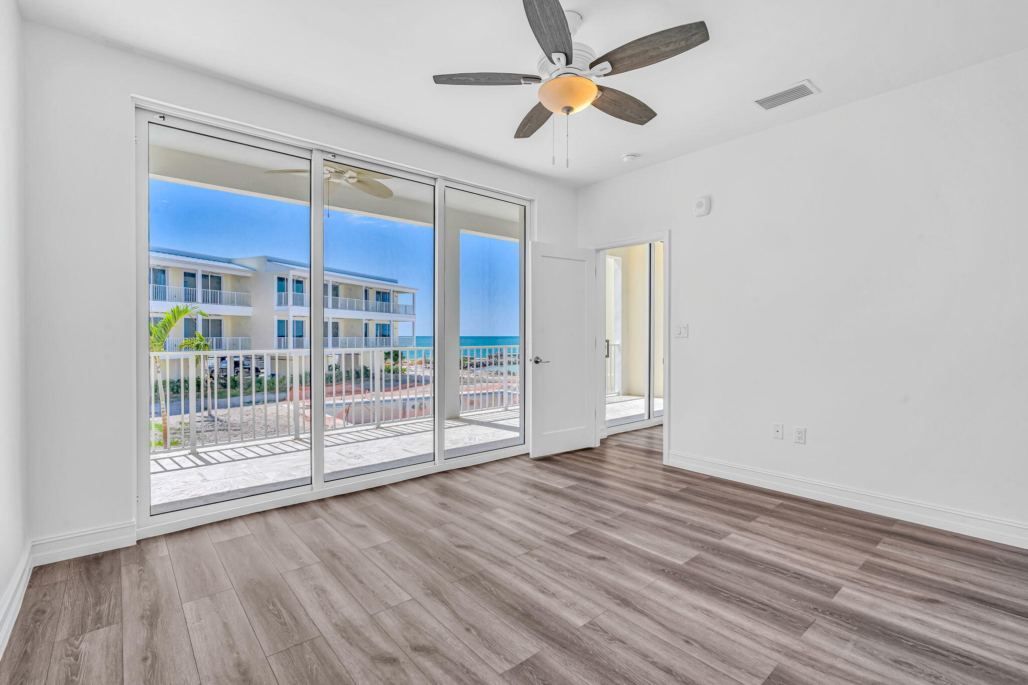 501 E Ocean Drive Unit: 9