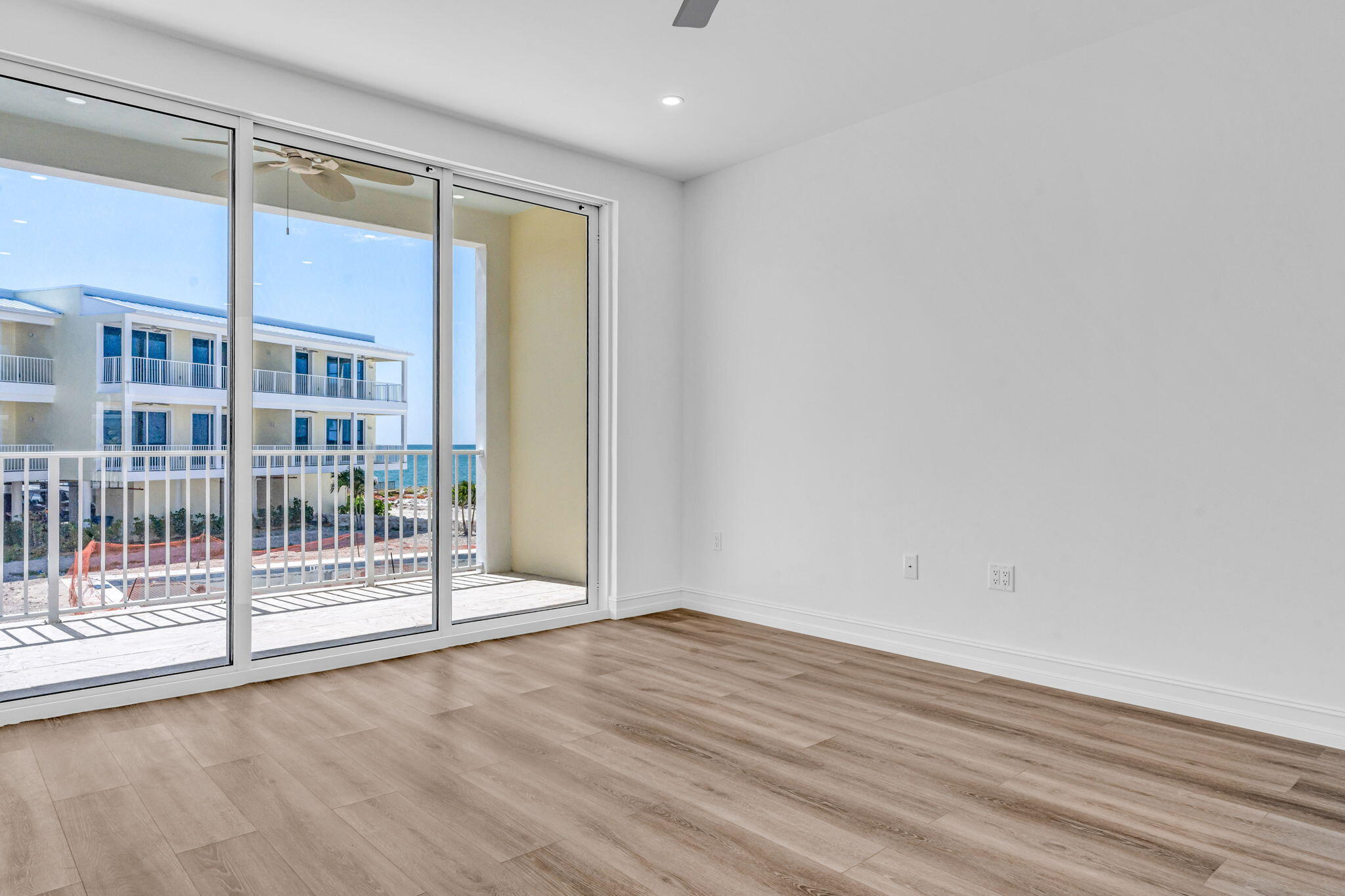 501 E Ocean Drive Unit: 9