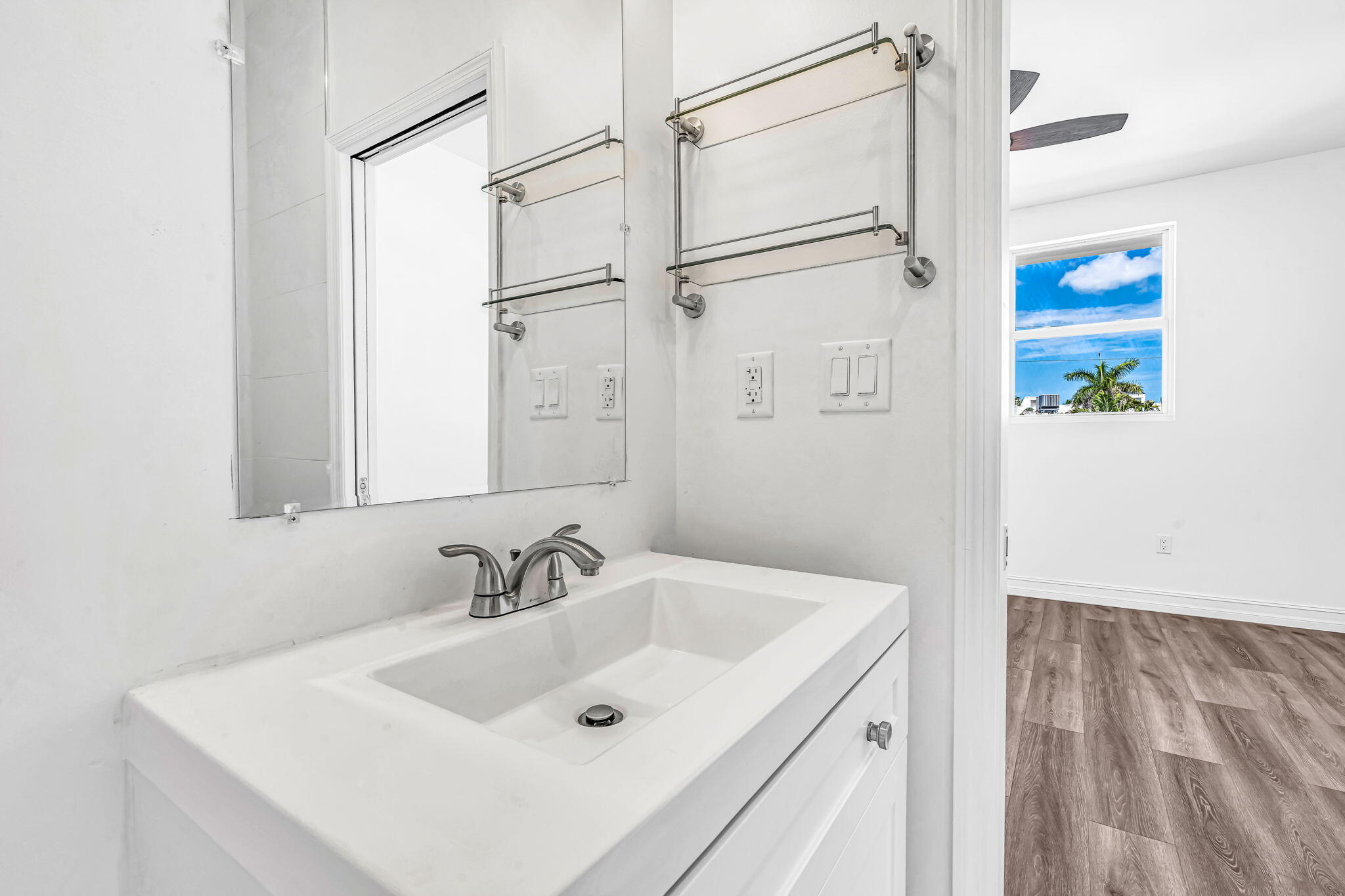501 E Ocean Drive Unit: 9