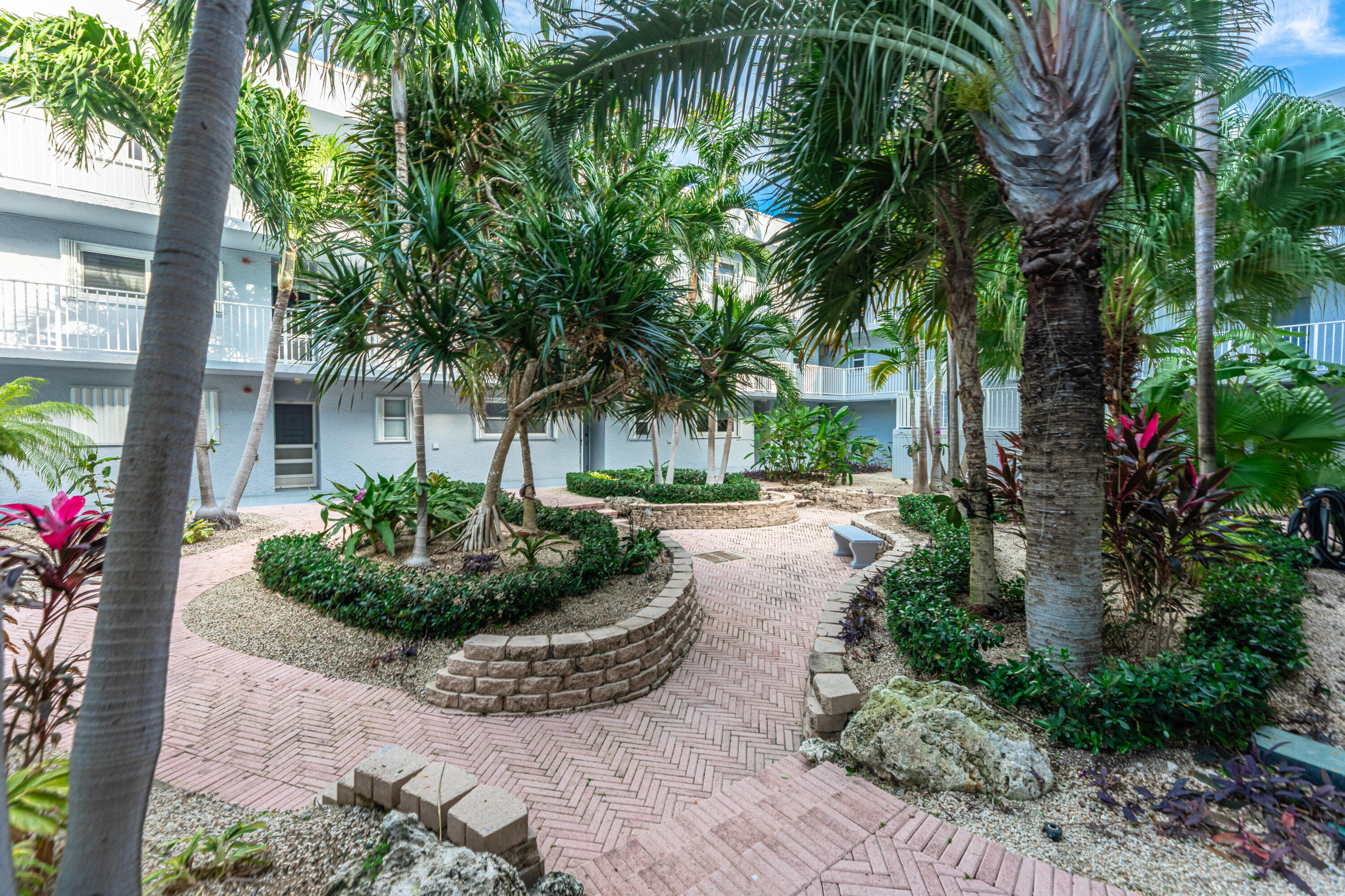 201 E Ocean Drive Unit: 3-107