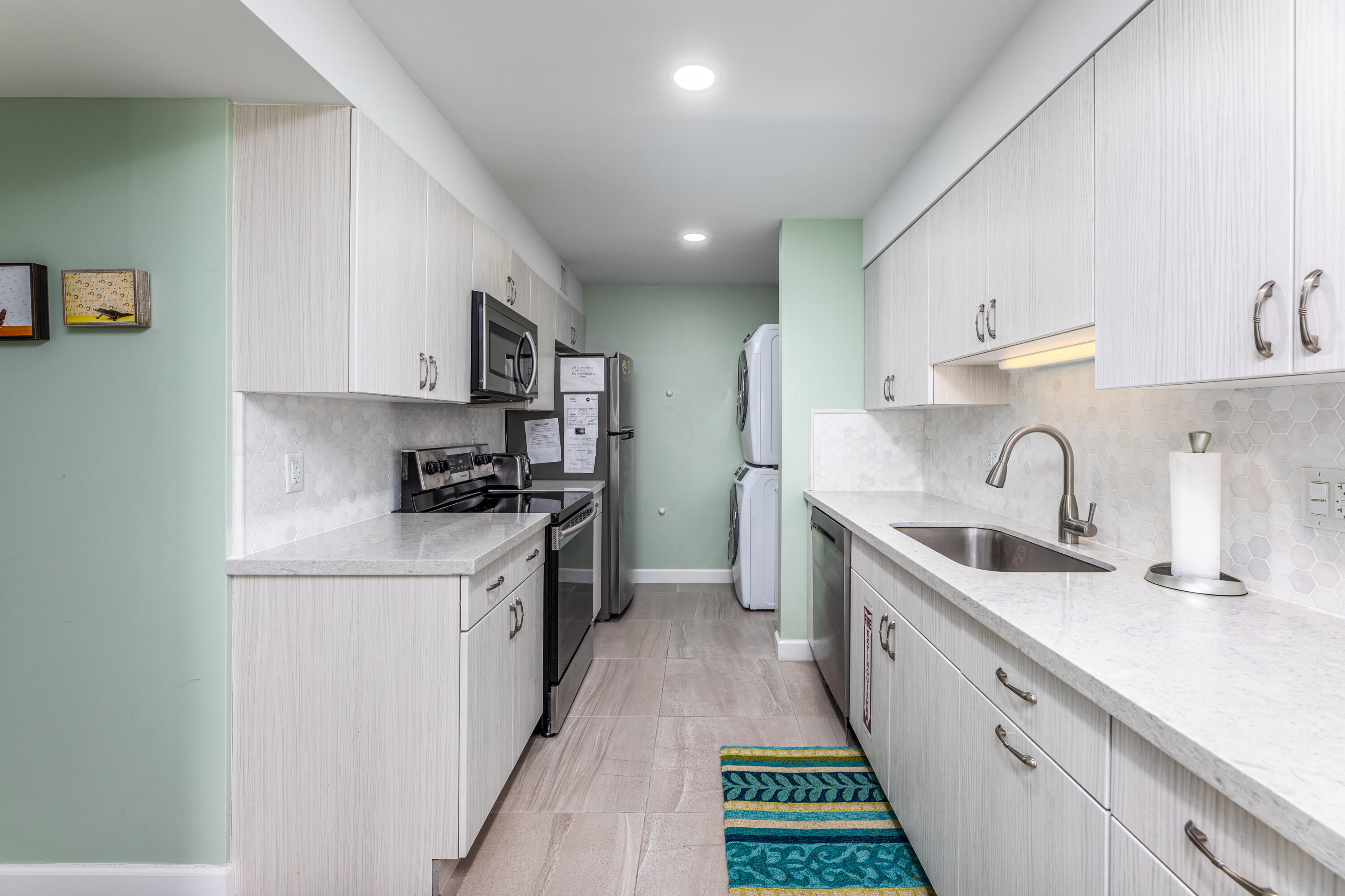 201 E Ocean Drive Unit: 3-107