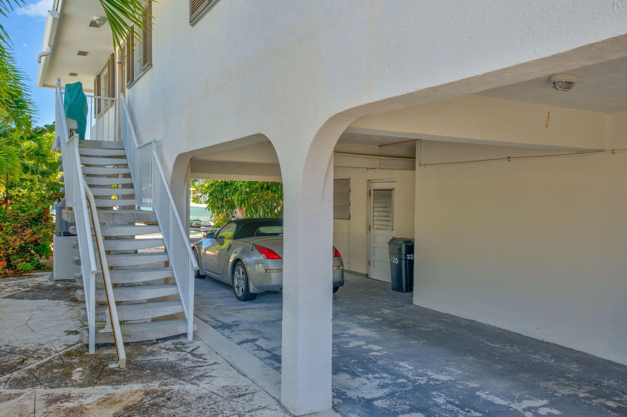 220 4th Street