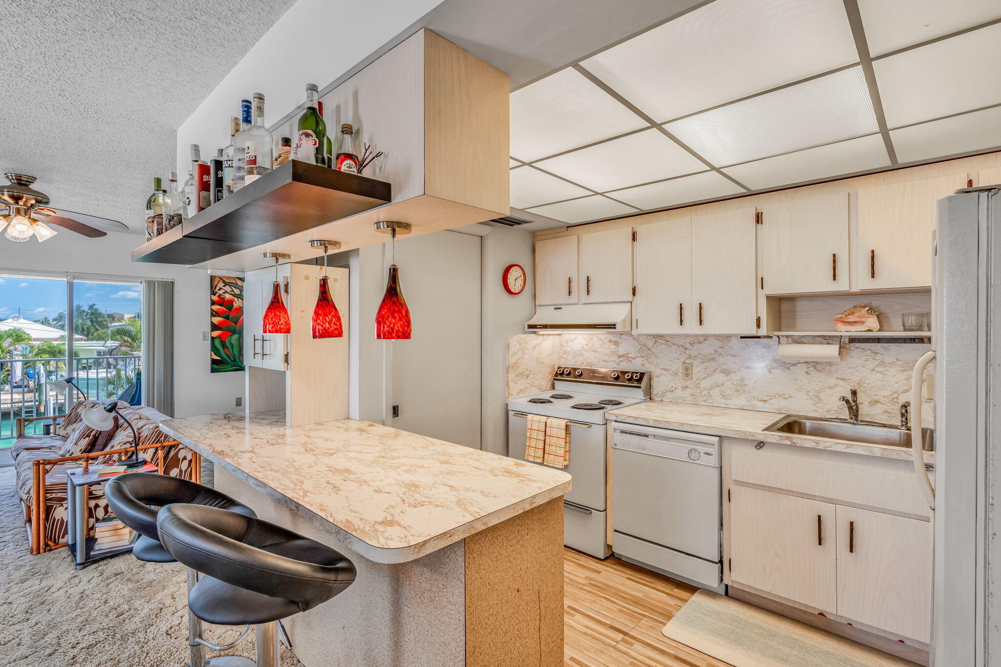 220 4th Street