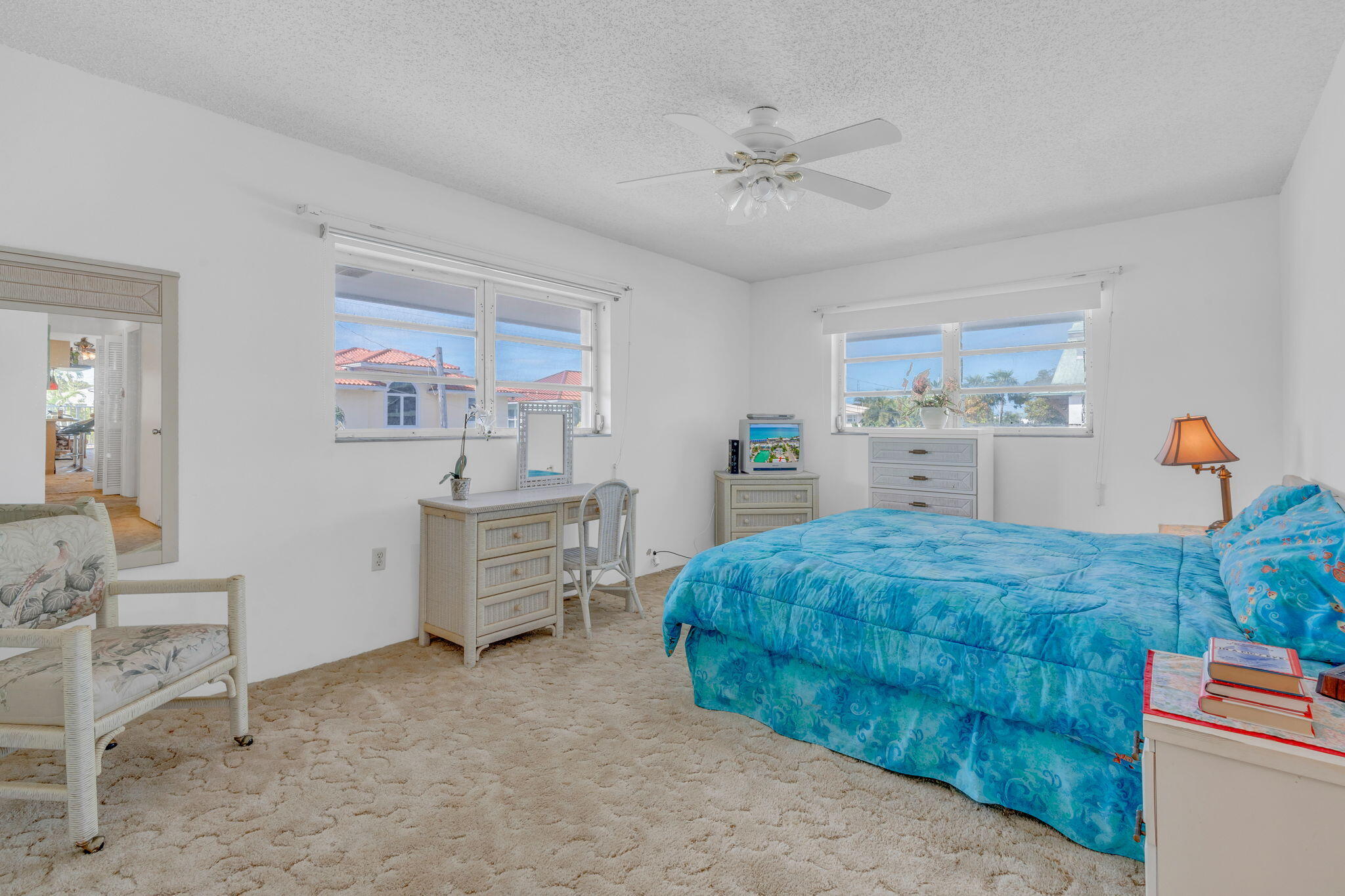 220 4th Street