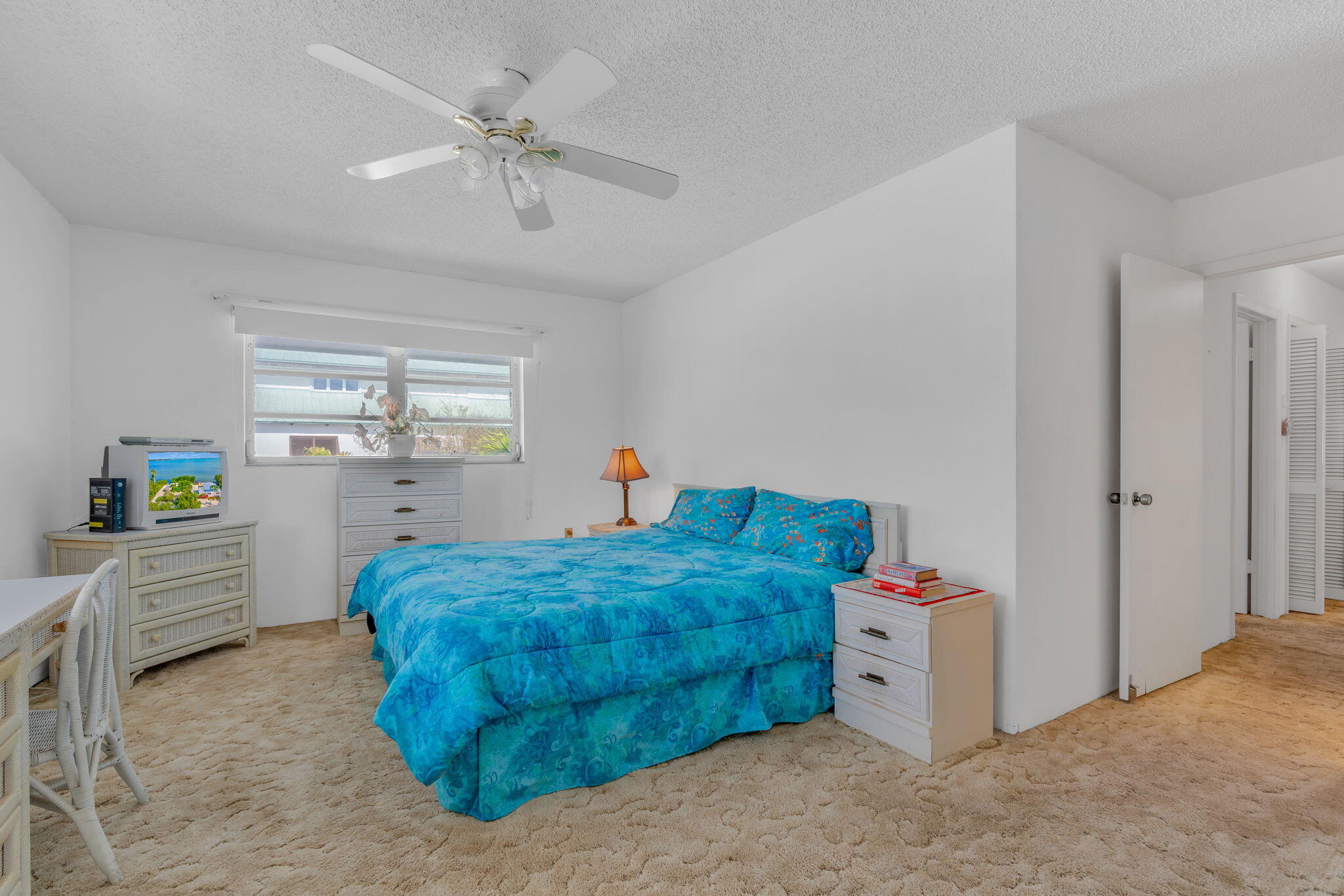 220 4th Street