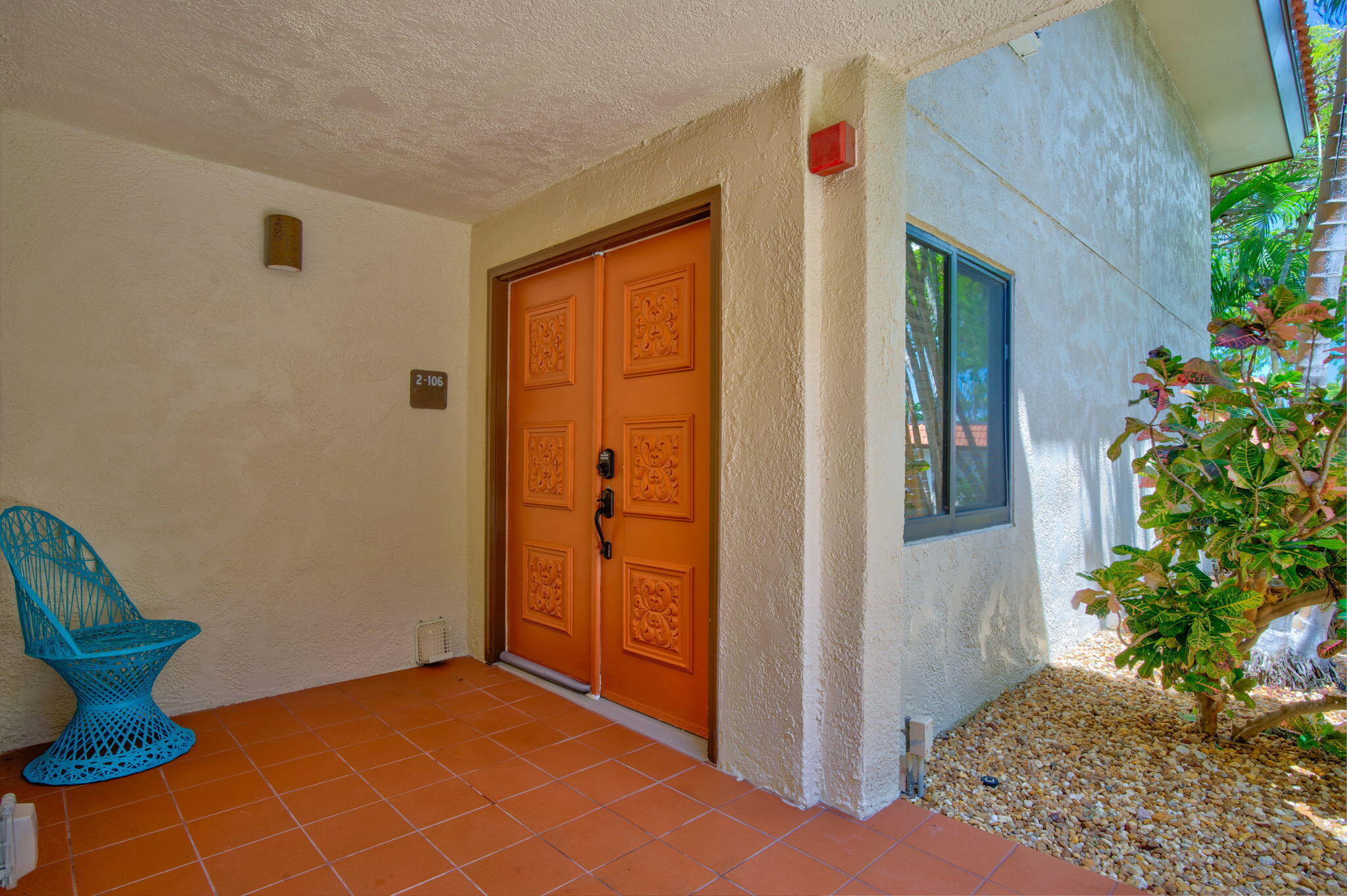 1001 W Ocean Drive Unit: 2-106