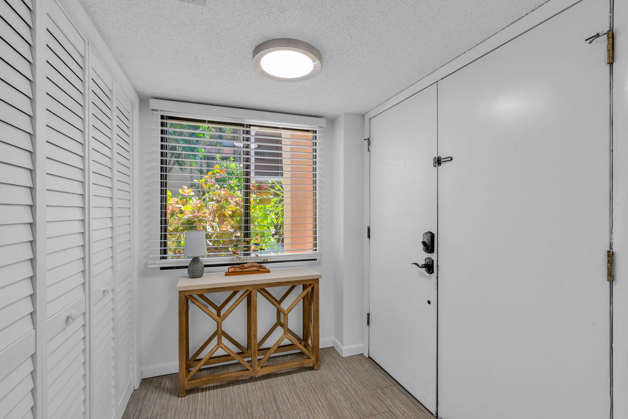1001 W Ocean Drive Unit: 2-106