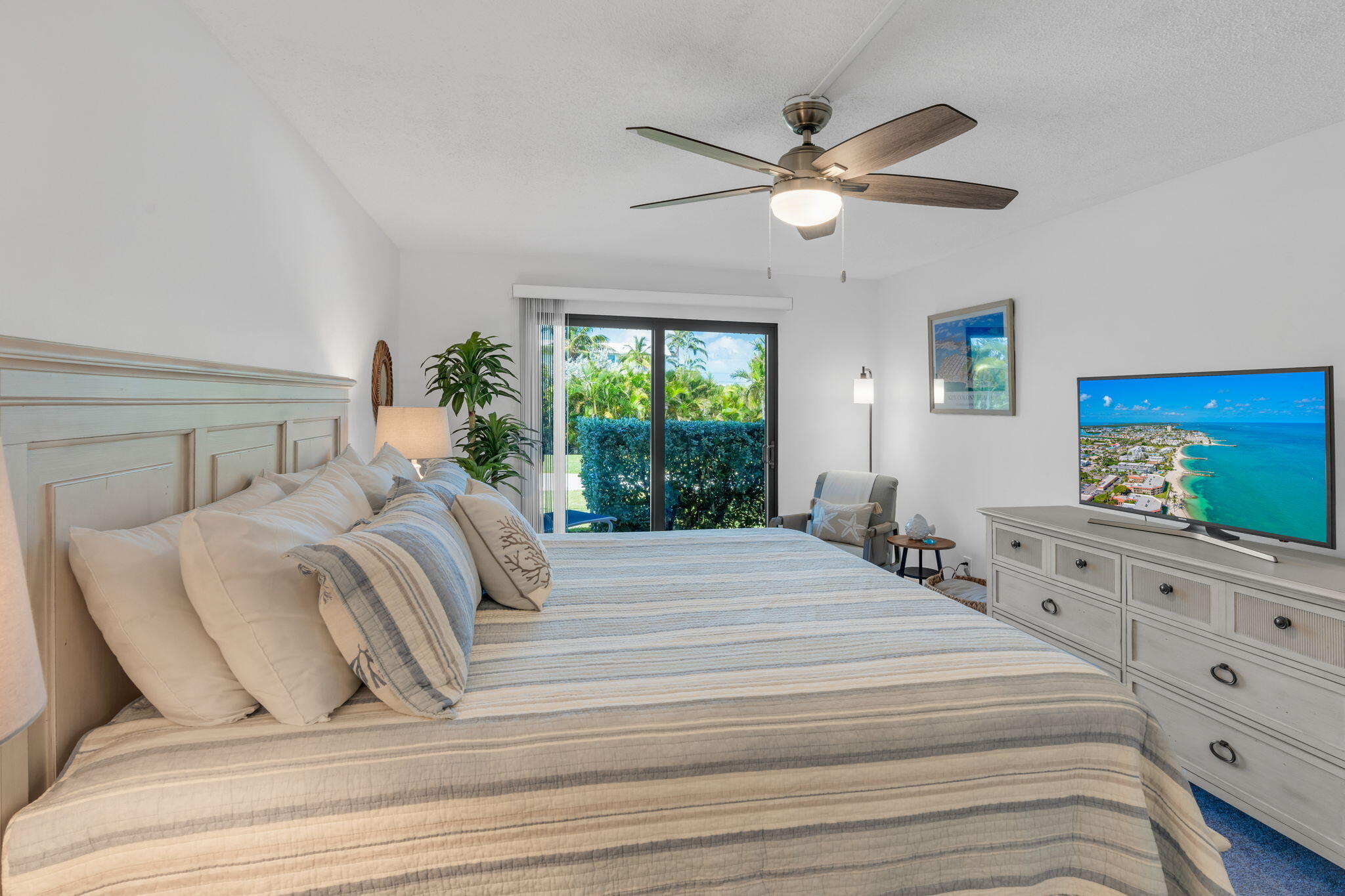 1001 W Ocean Drive Unit: 2-106