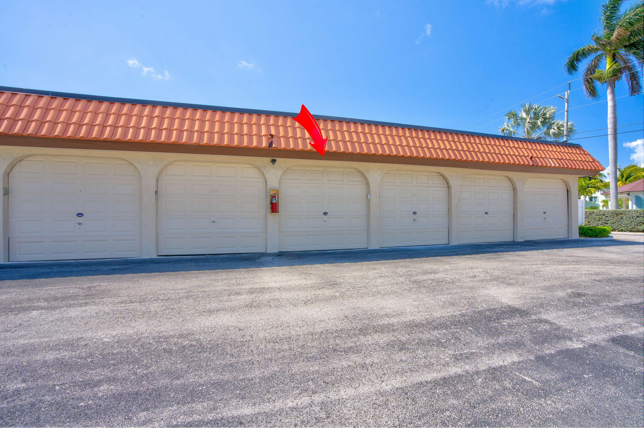1001 W Ocean Drive Unit: 2-106