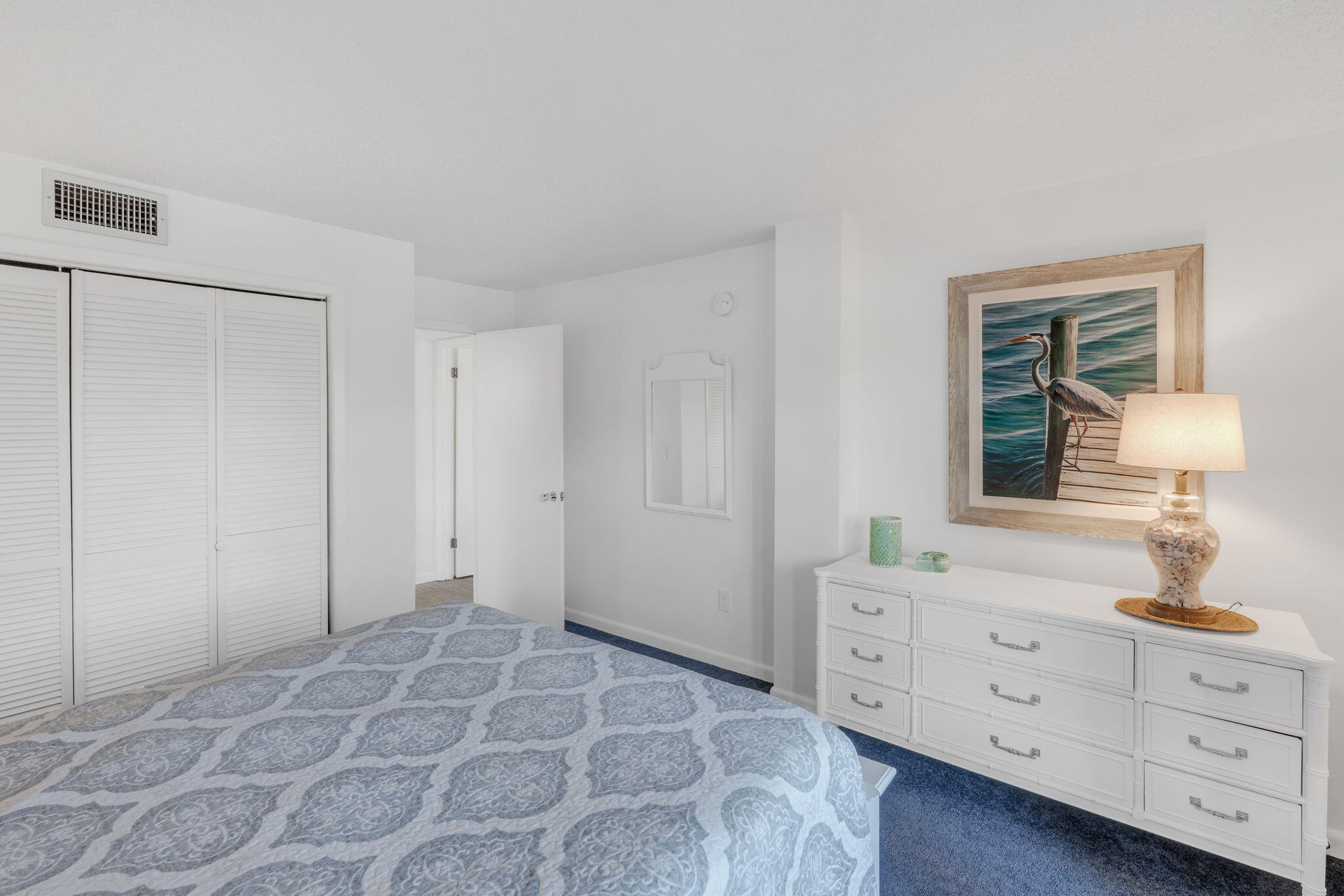 1001 W Ocean Drive Unit: 2-106