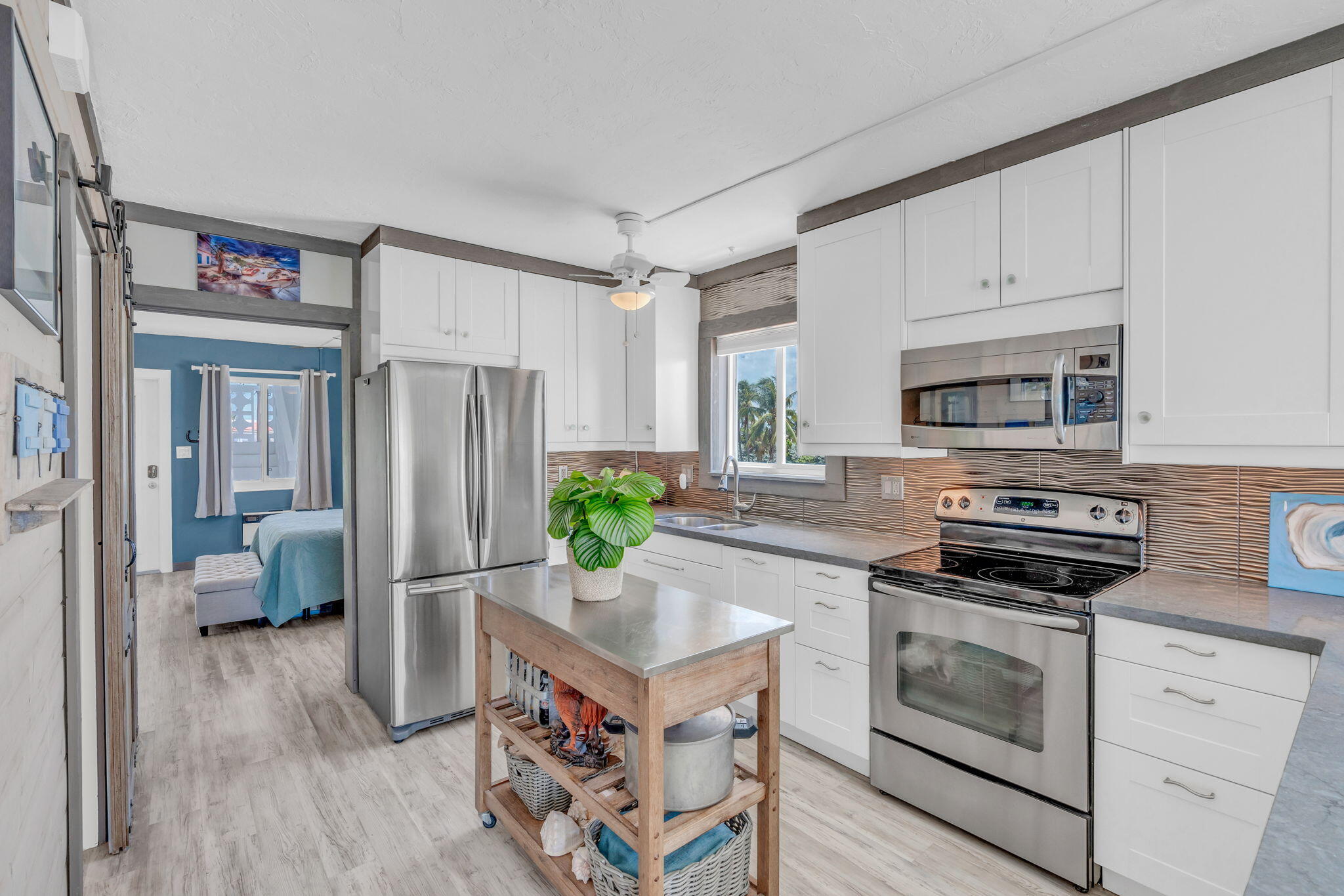 755 W Ocean Drive Unit: 5