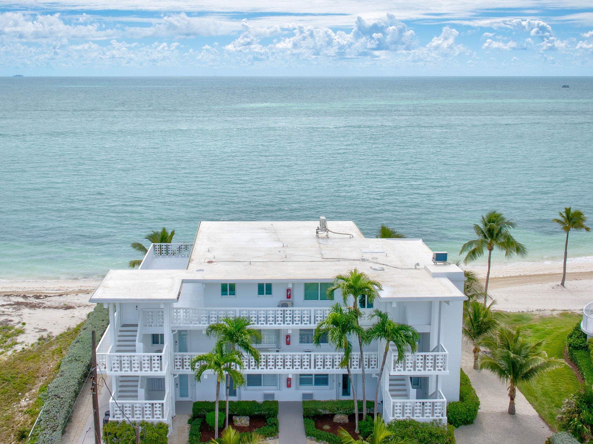 755 W Ocean Drive Unit: 3