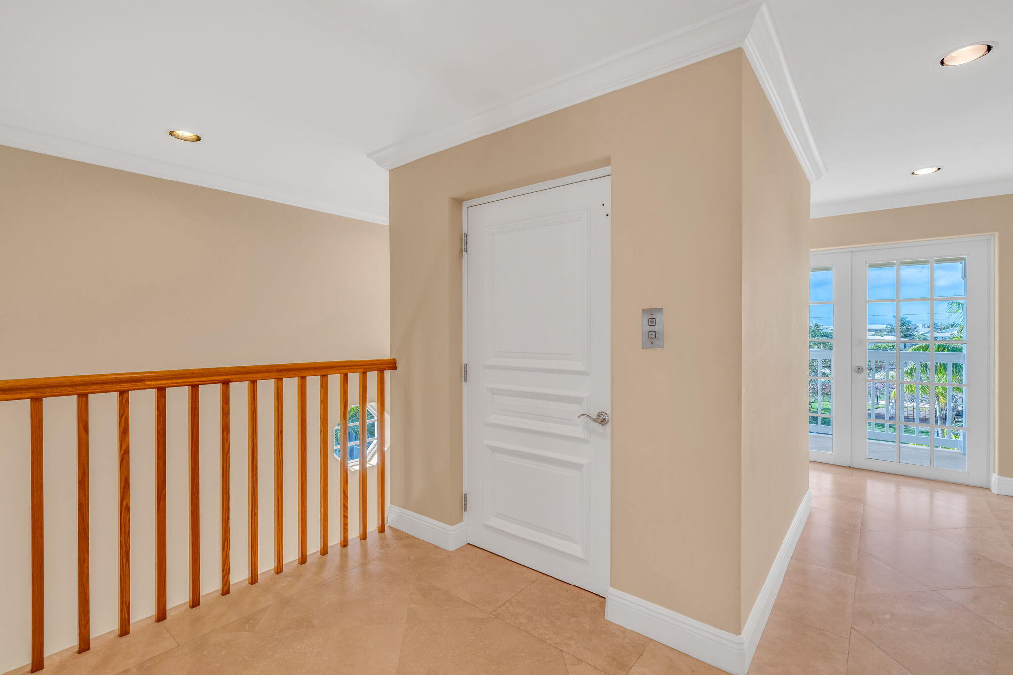 160 1st Street