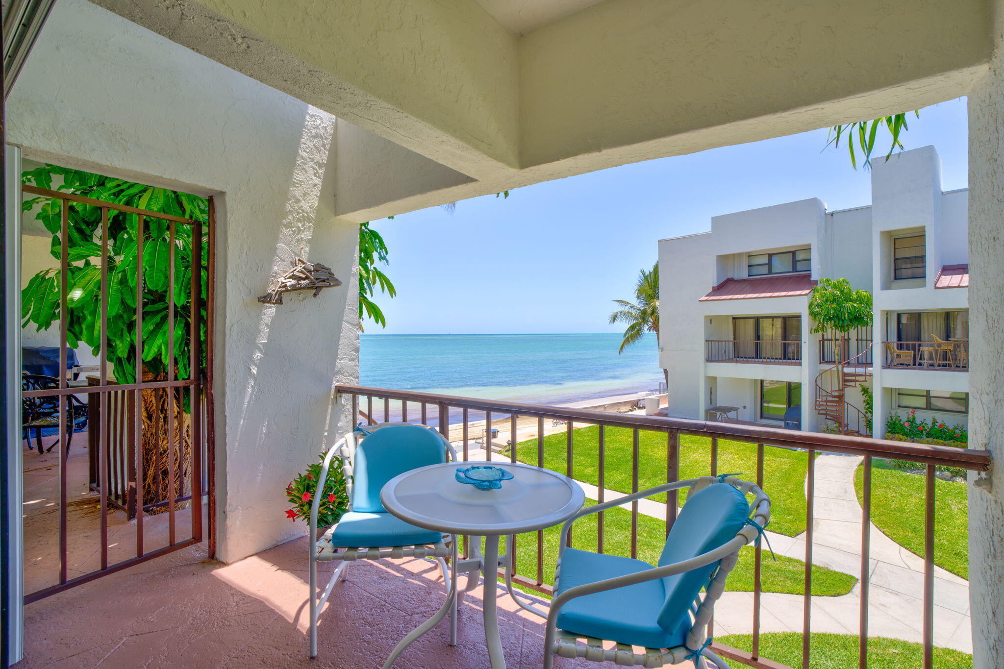601 W Ocean Drive Unit: 414D
