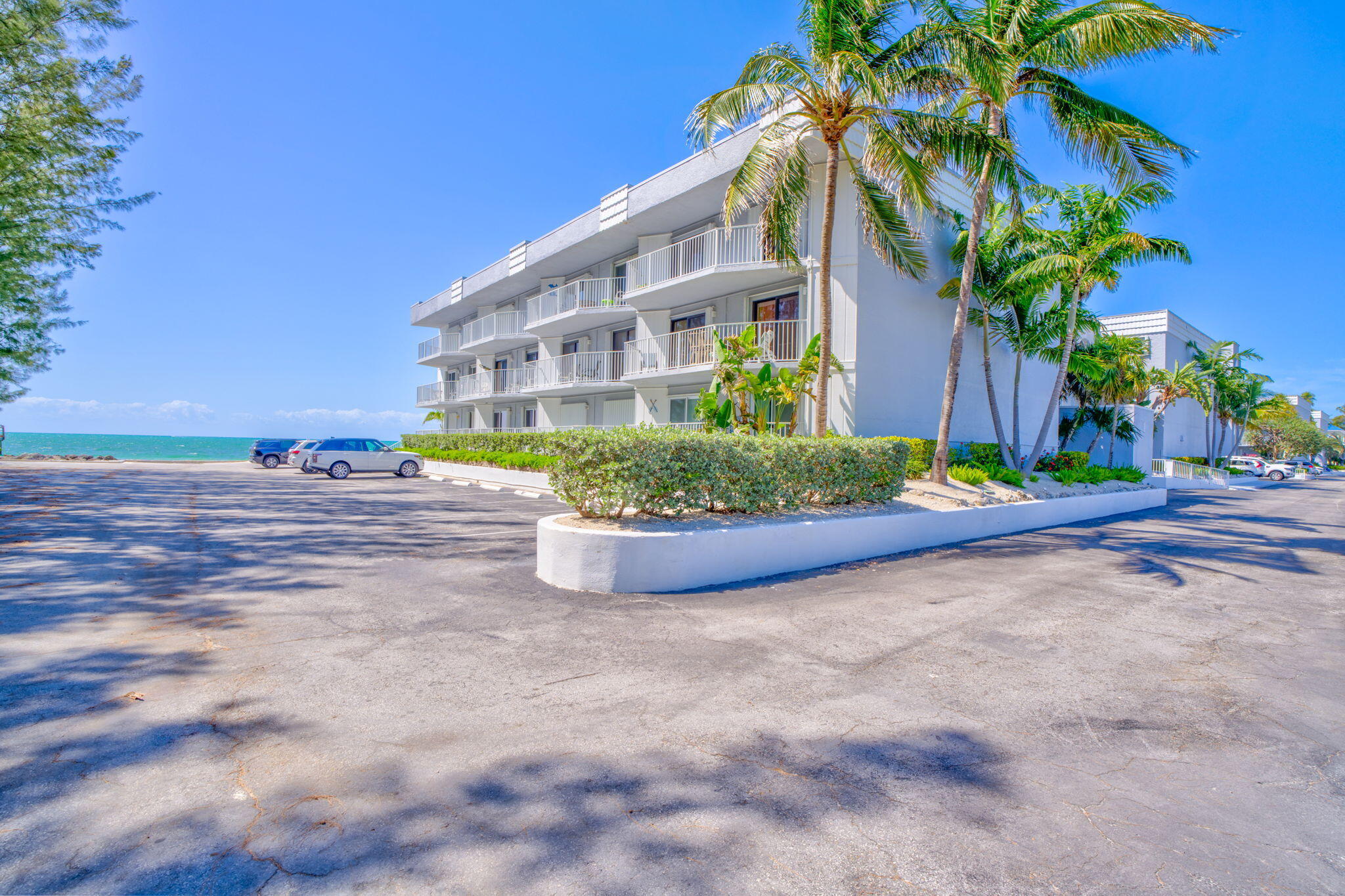 201 E Ocean Drive Unit: 110