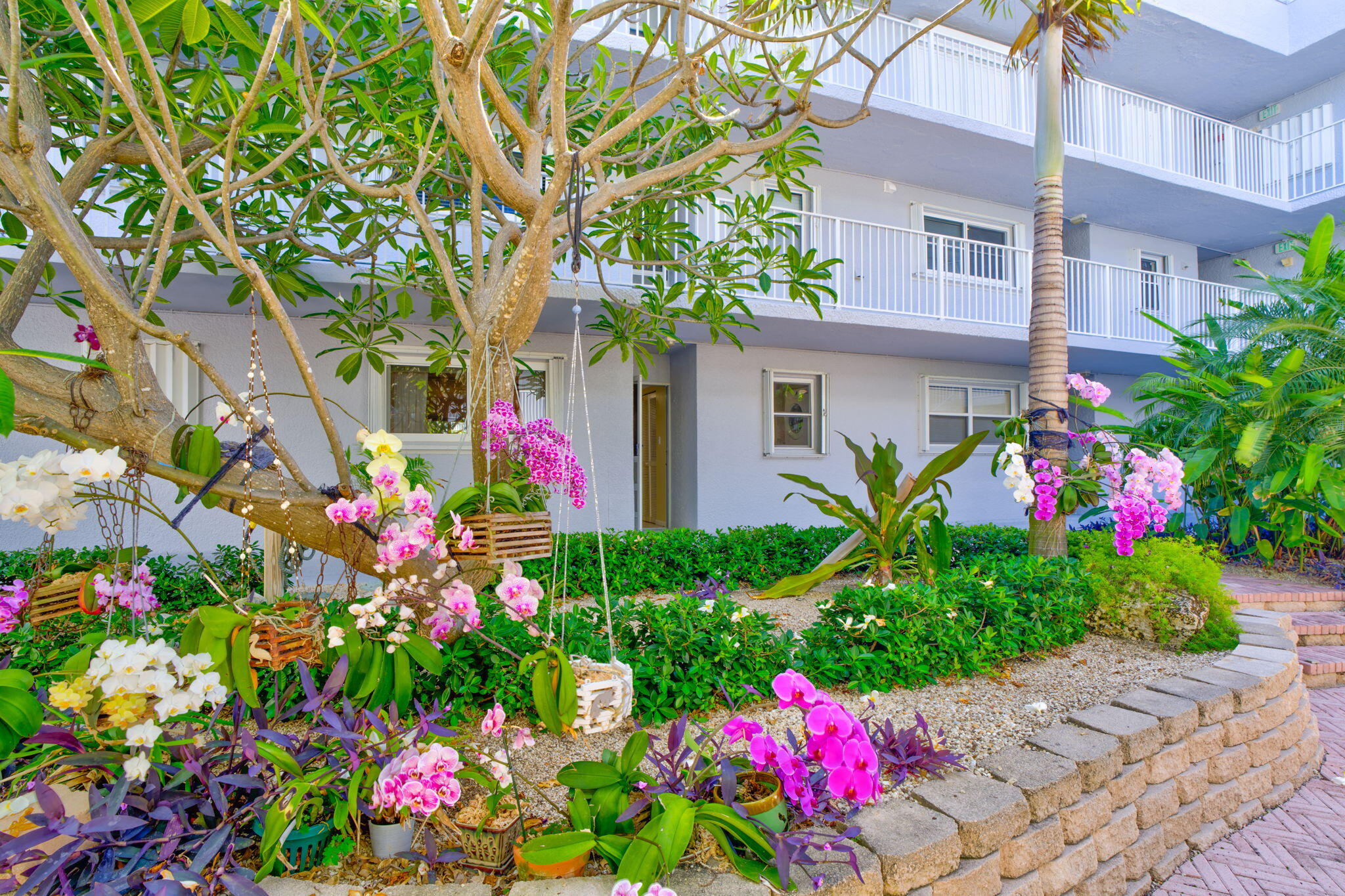 201 E Ocean Drive Unit: 110