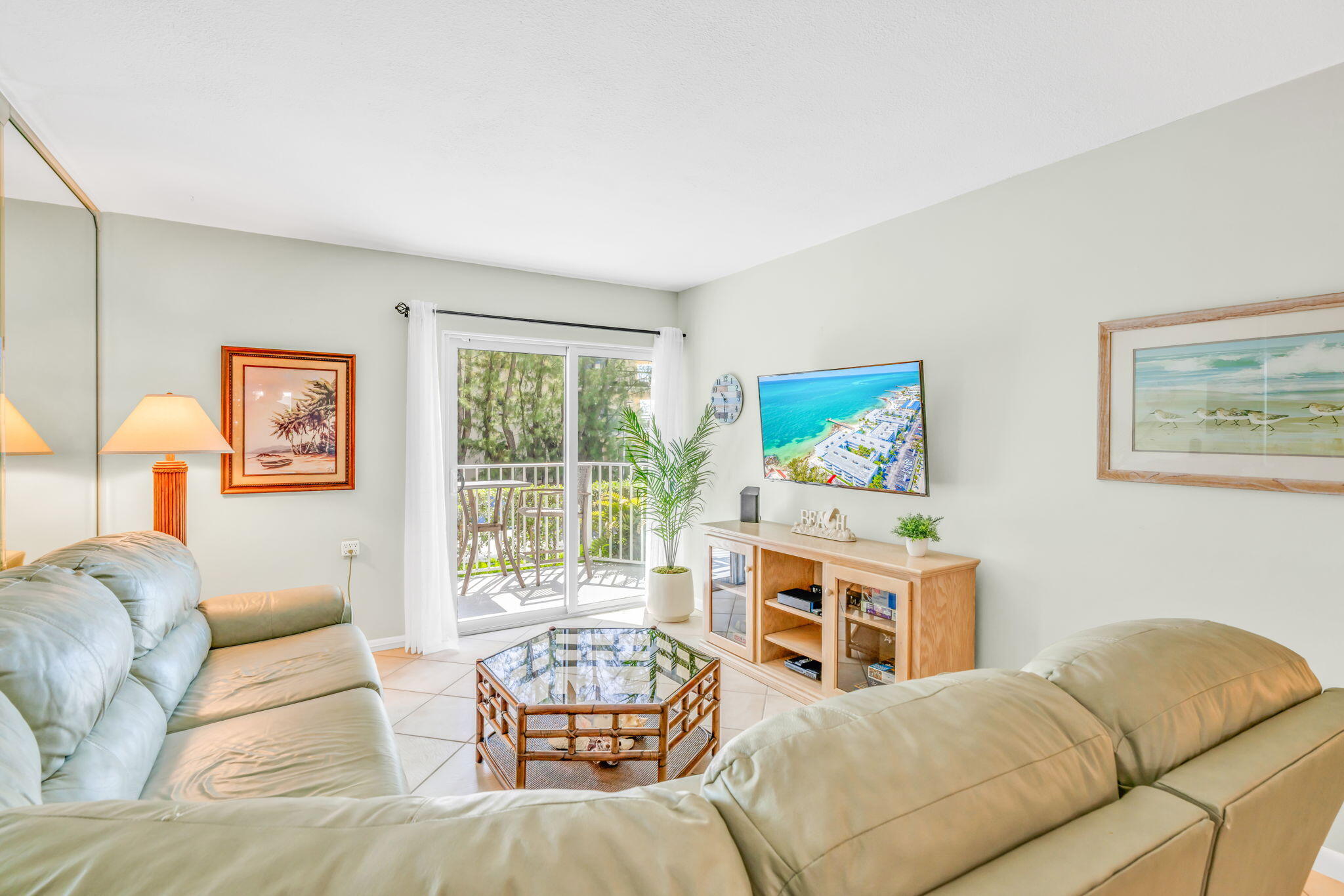 201 E Ocean Drive Unit: 110