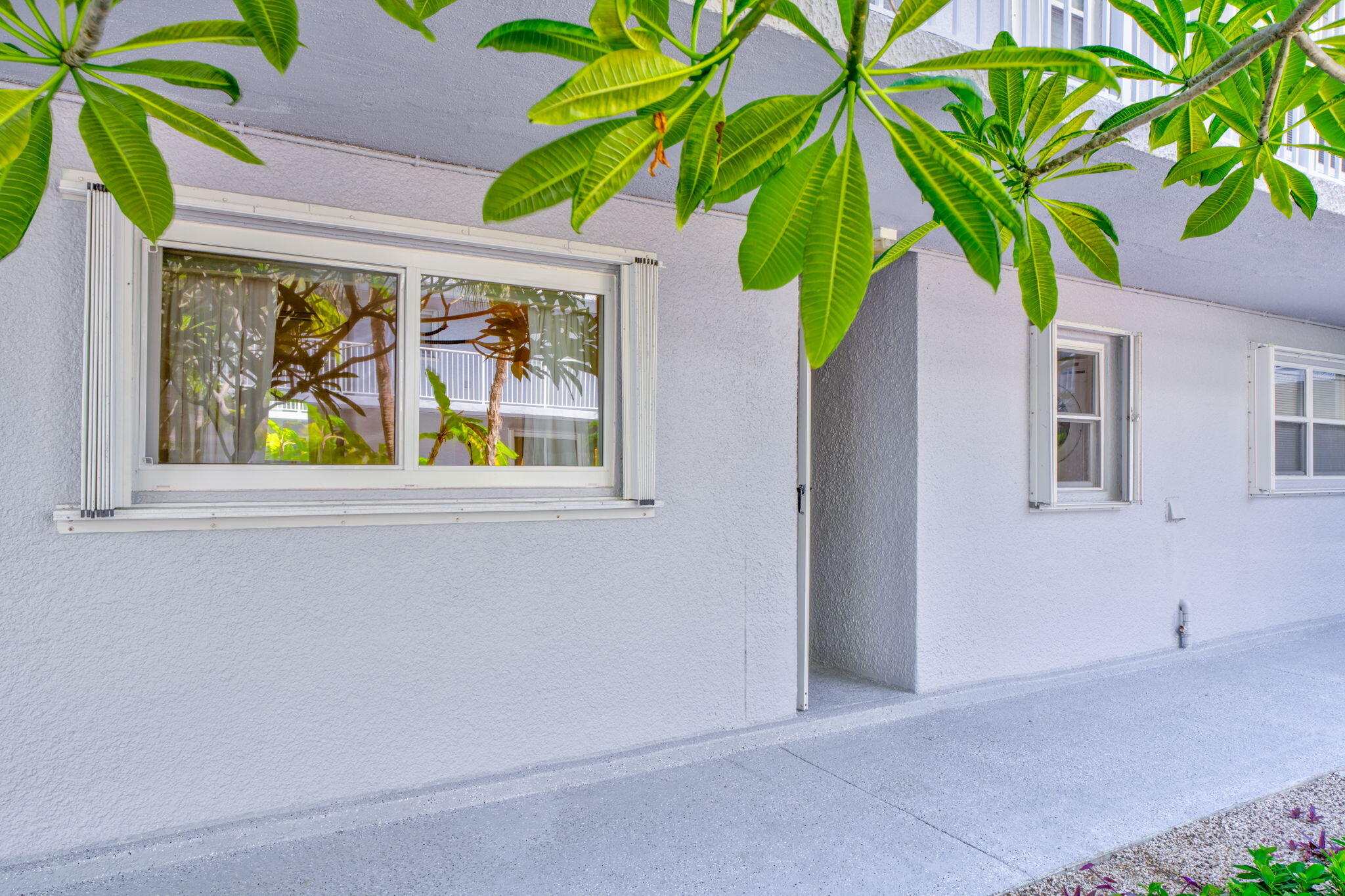201 E Ocean Drive Unit: 110
