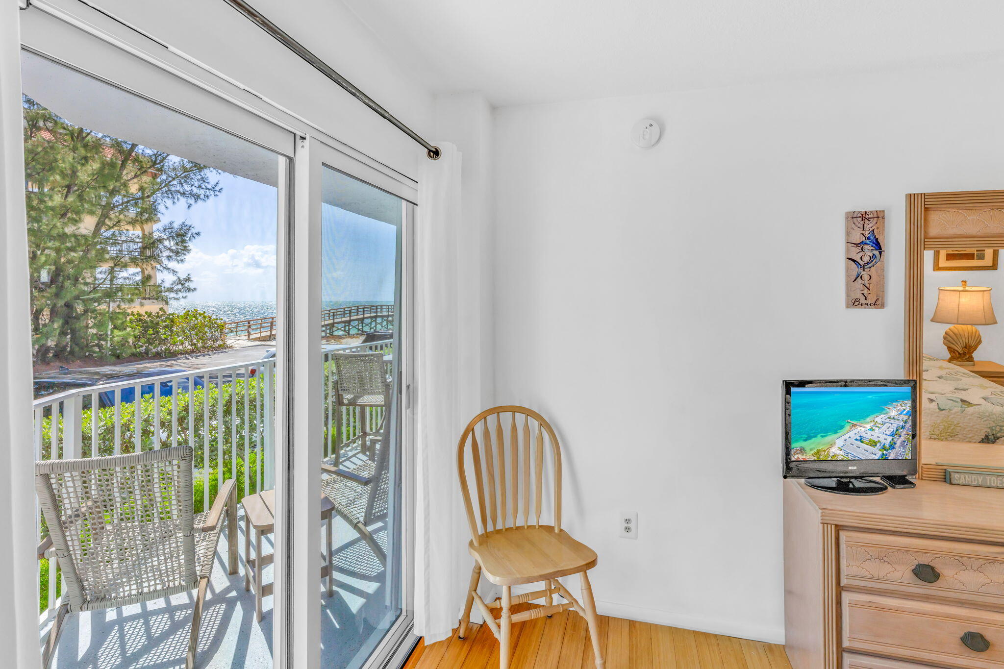 201 E Ocean Drive Unit: 110
